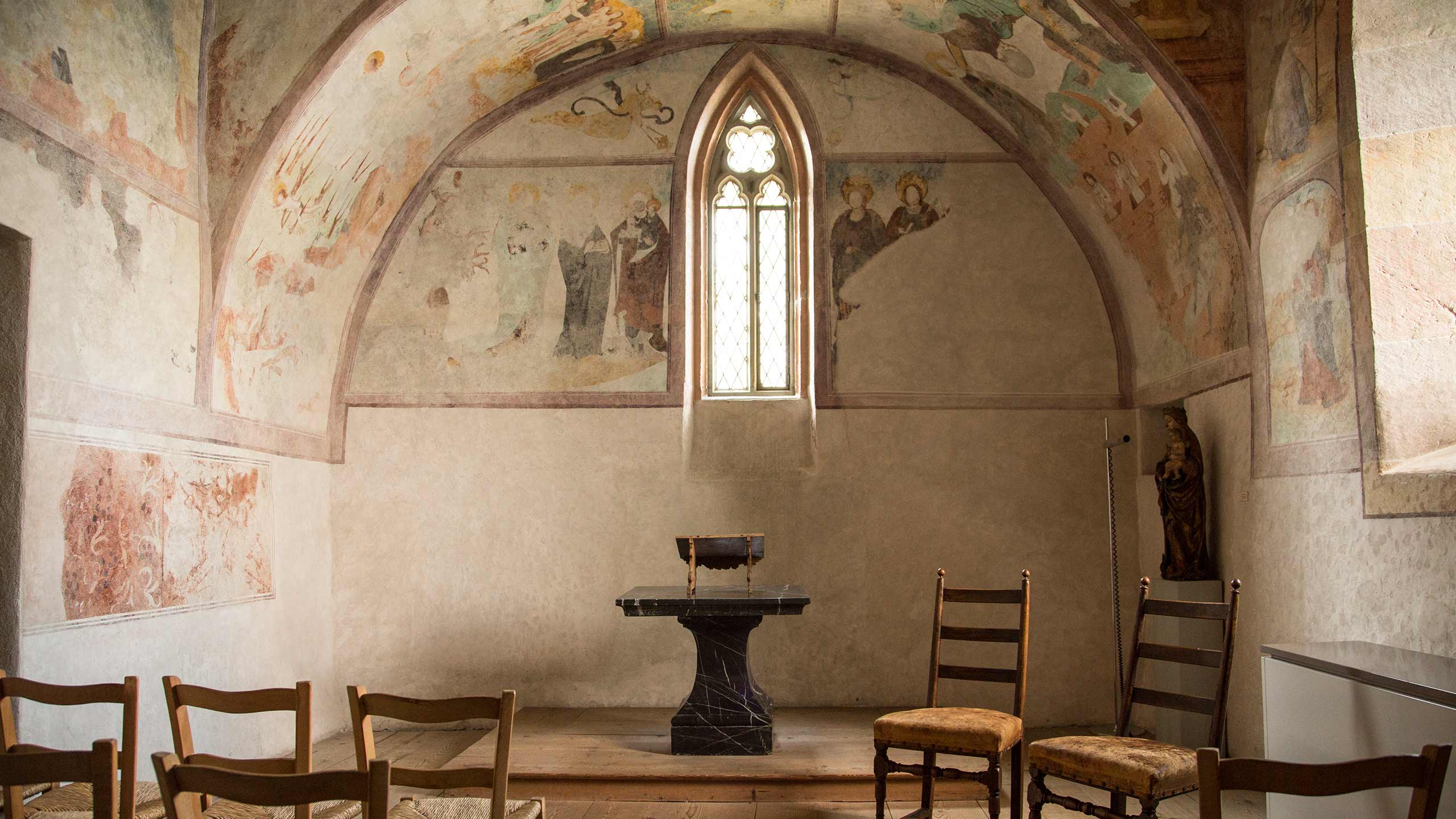 schloss-oberhofen-kapelle.jpg