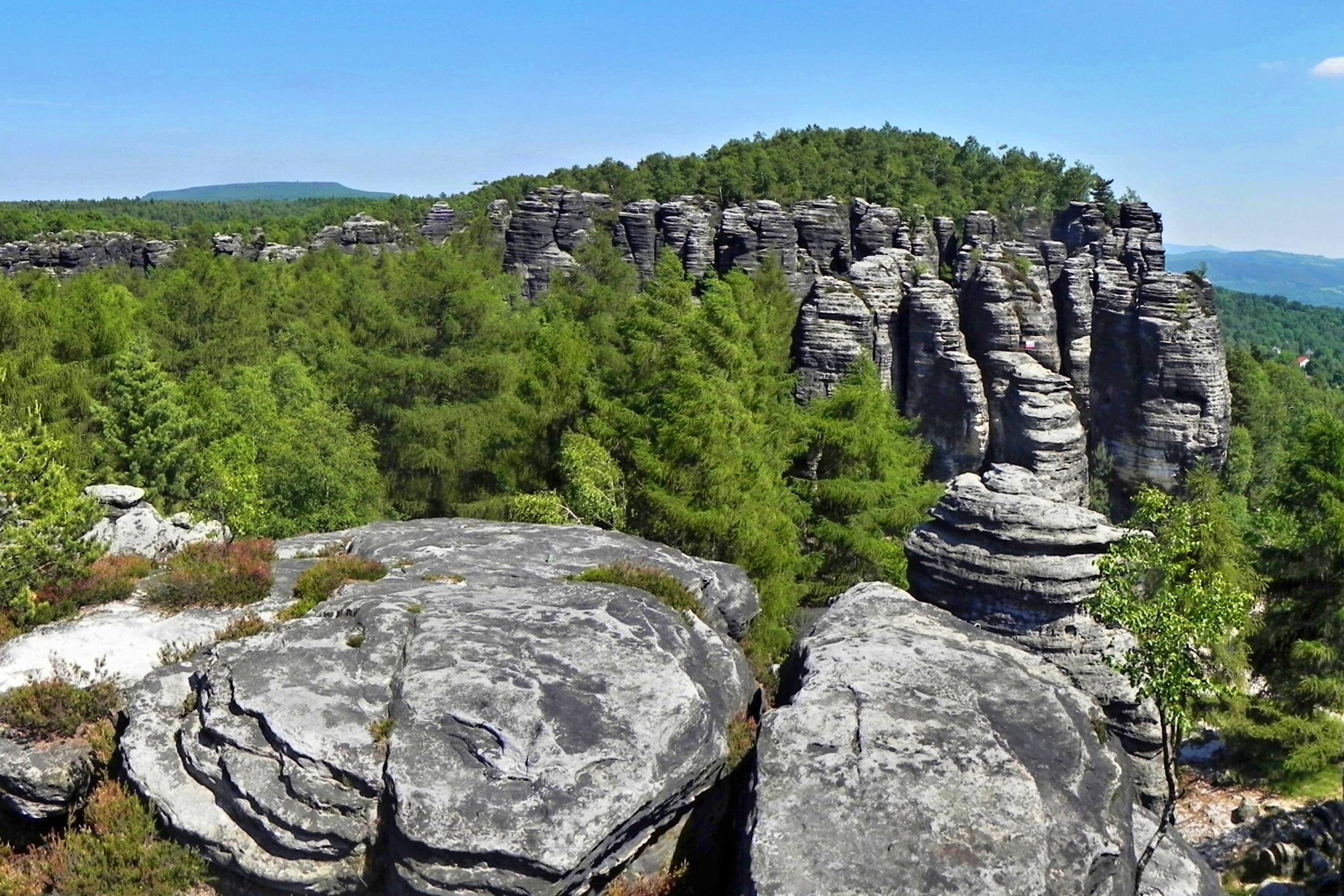 tisk-steny-rock-town
