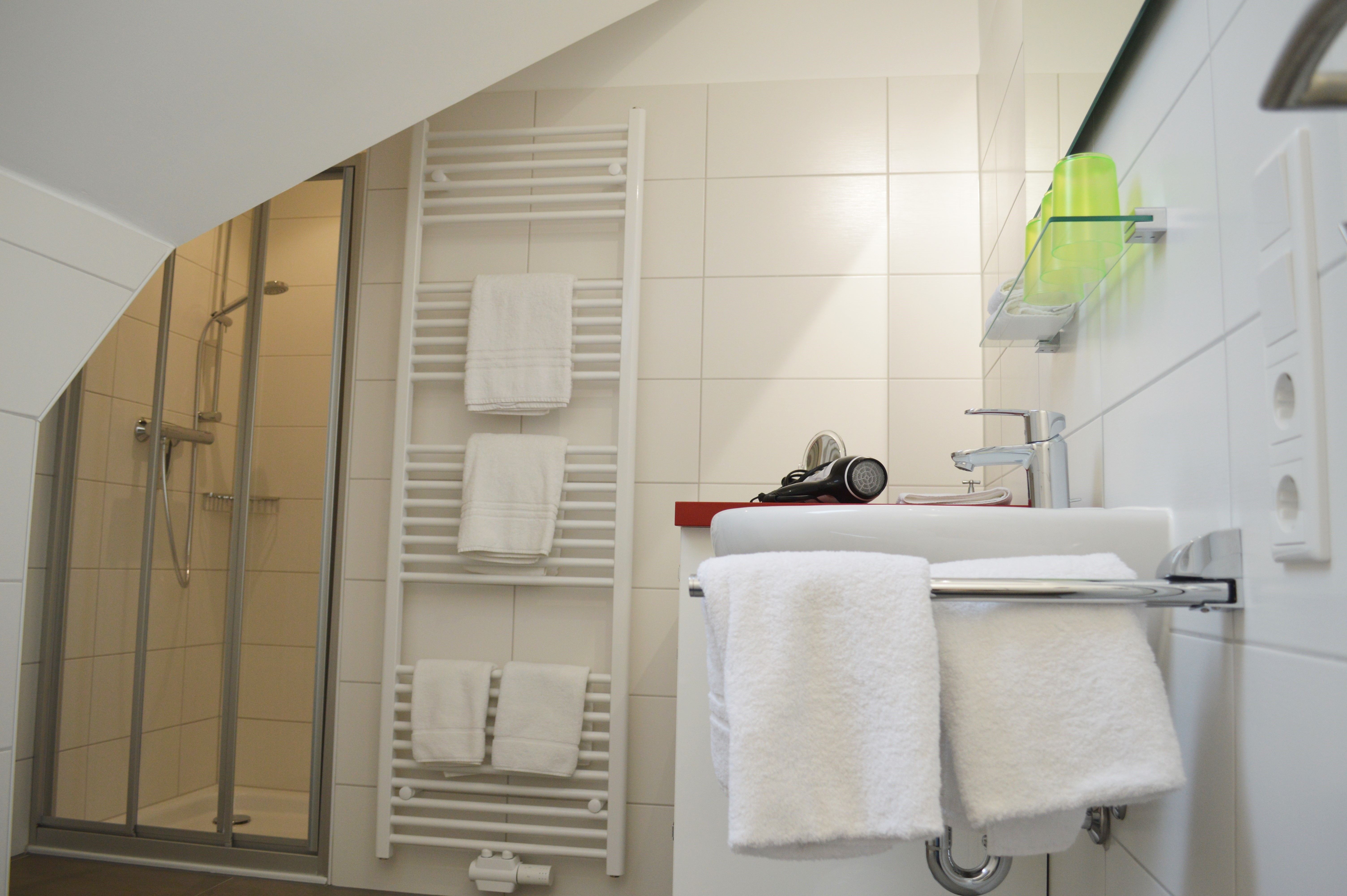 Badezimmer-FeWo-Wattenmeer-Bill-25.jpg