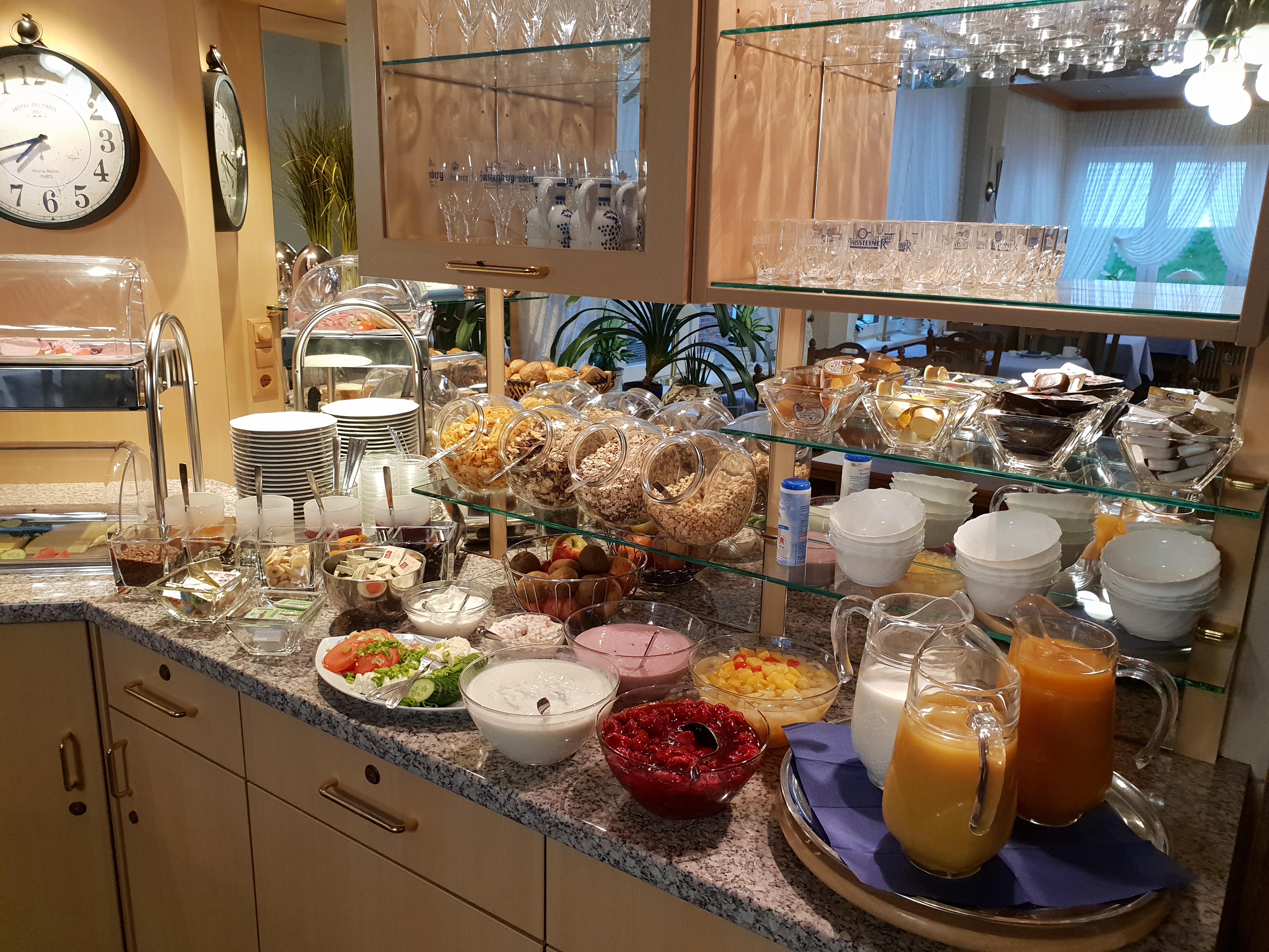 Hotel-Pension-Inselfriede-Frühstück.jpg