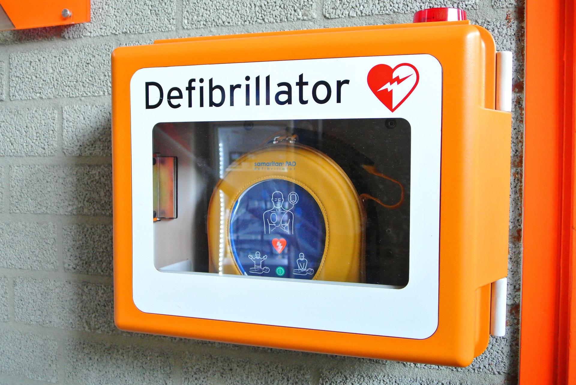 Defibrillator Flugplatzrestaurant