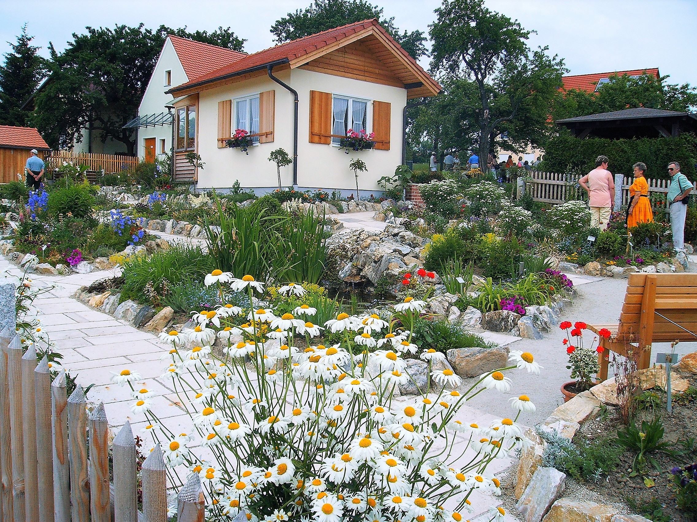 Reslgarten Garten der Therese Neumann Oberpfälzer Wald