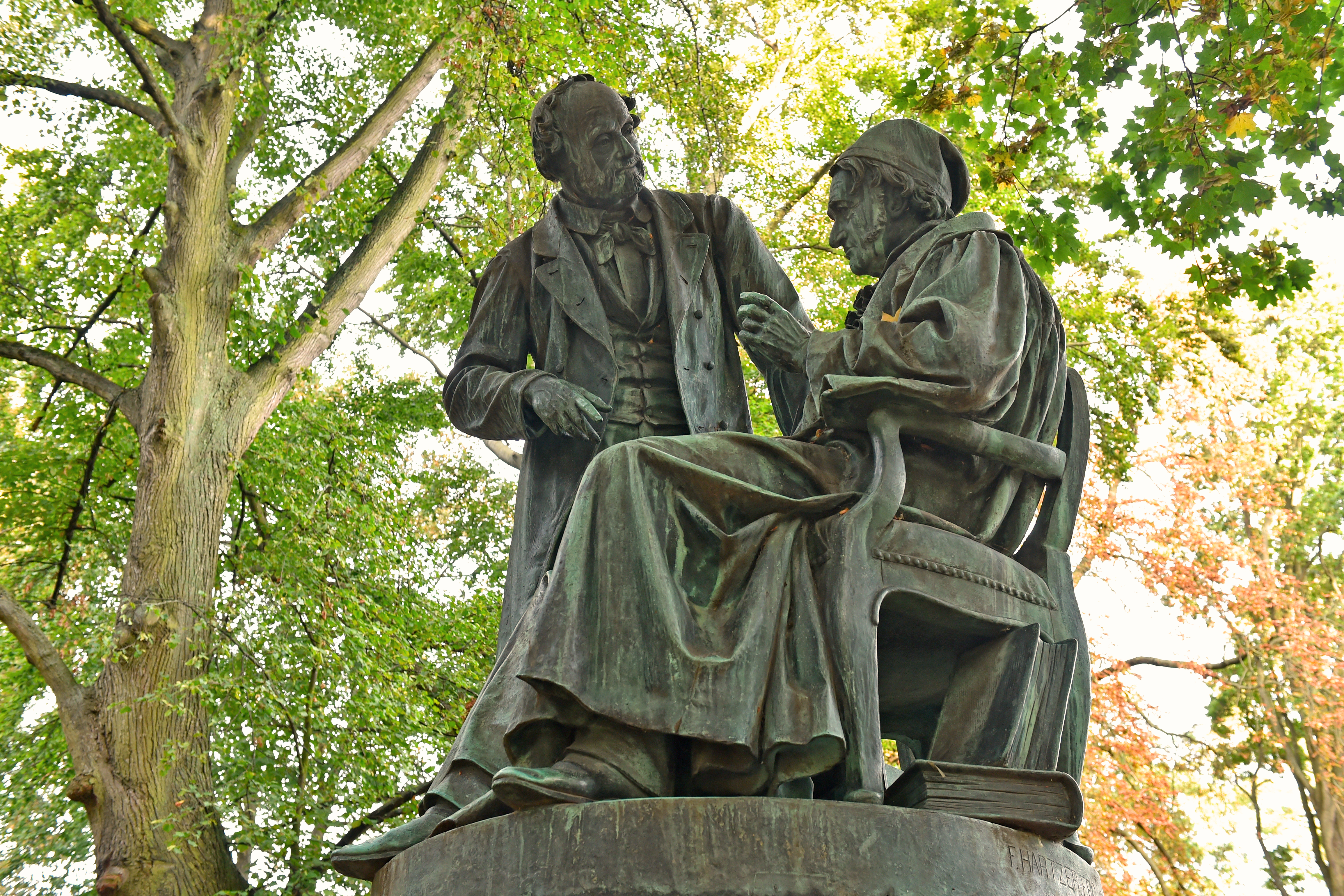 Gauß-Weber-Denkmal