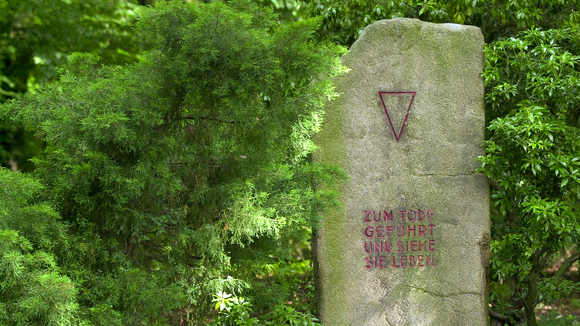 Gedenkstein für die Opfer des Nazi-Terrors im Herzberg