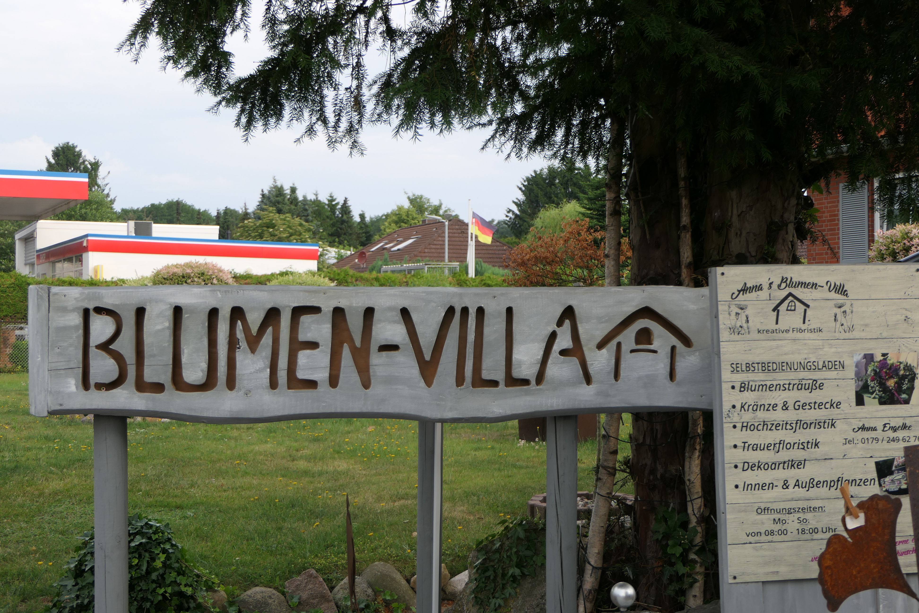 Anna`s Blumen-Villa