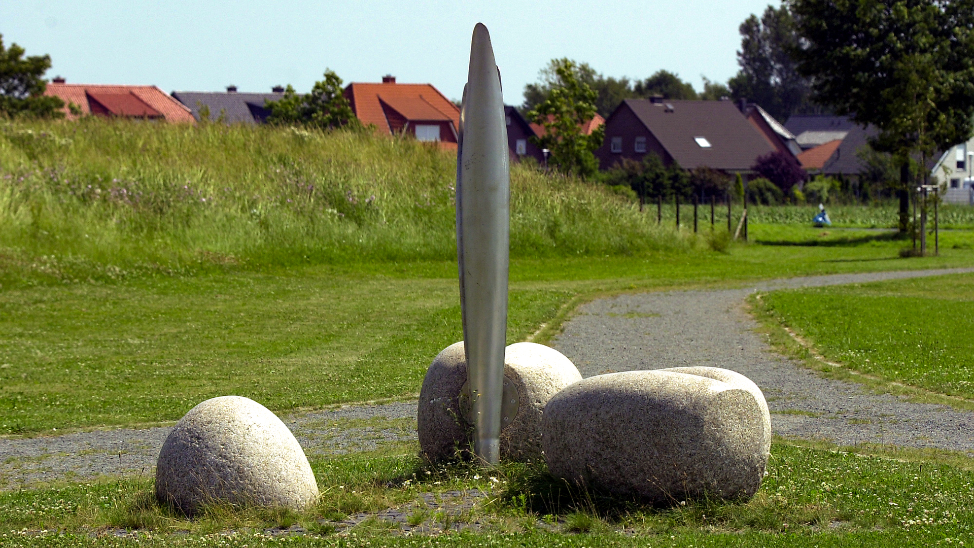 Skulptur „Weizenkörner in Phasen der Keimung“