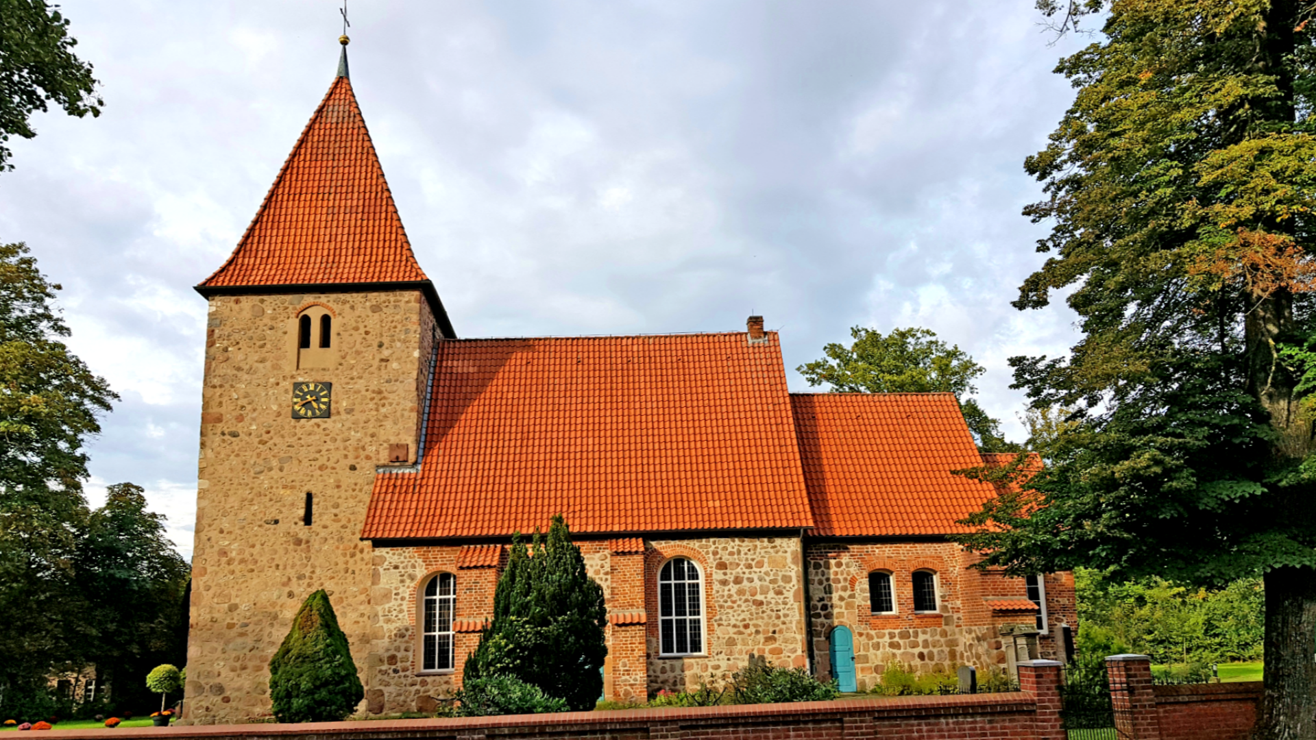 Radwegekirche St. Bartholomäus - Kirchwalsede