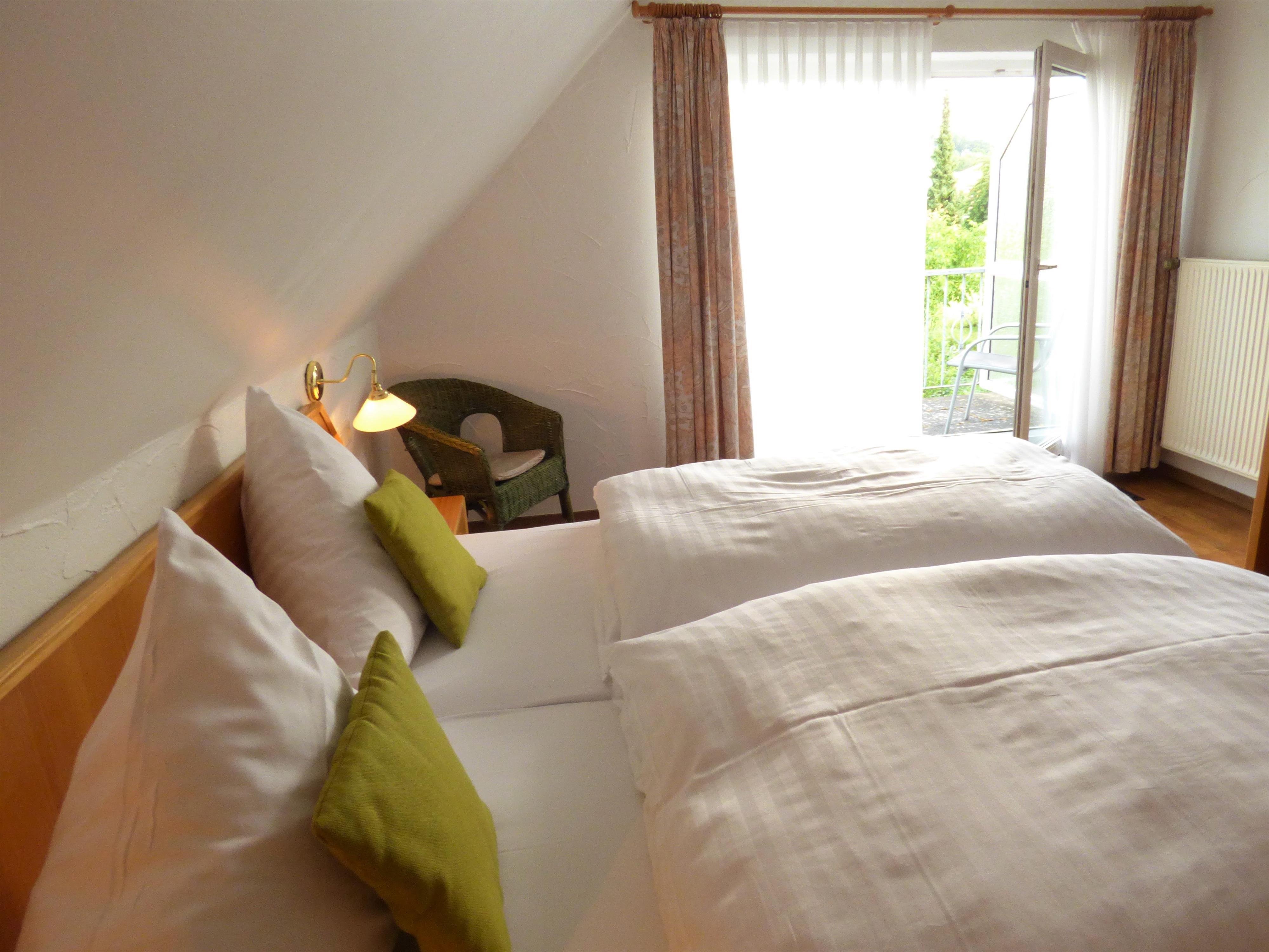 Hotel Gasthof Zu den Linden, Wachtberg