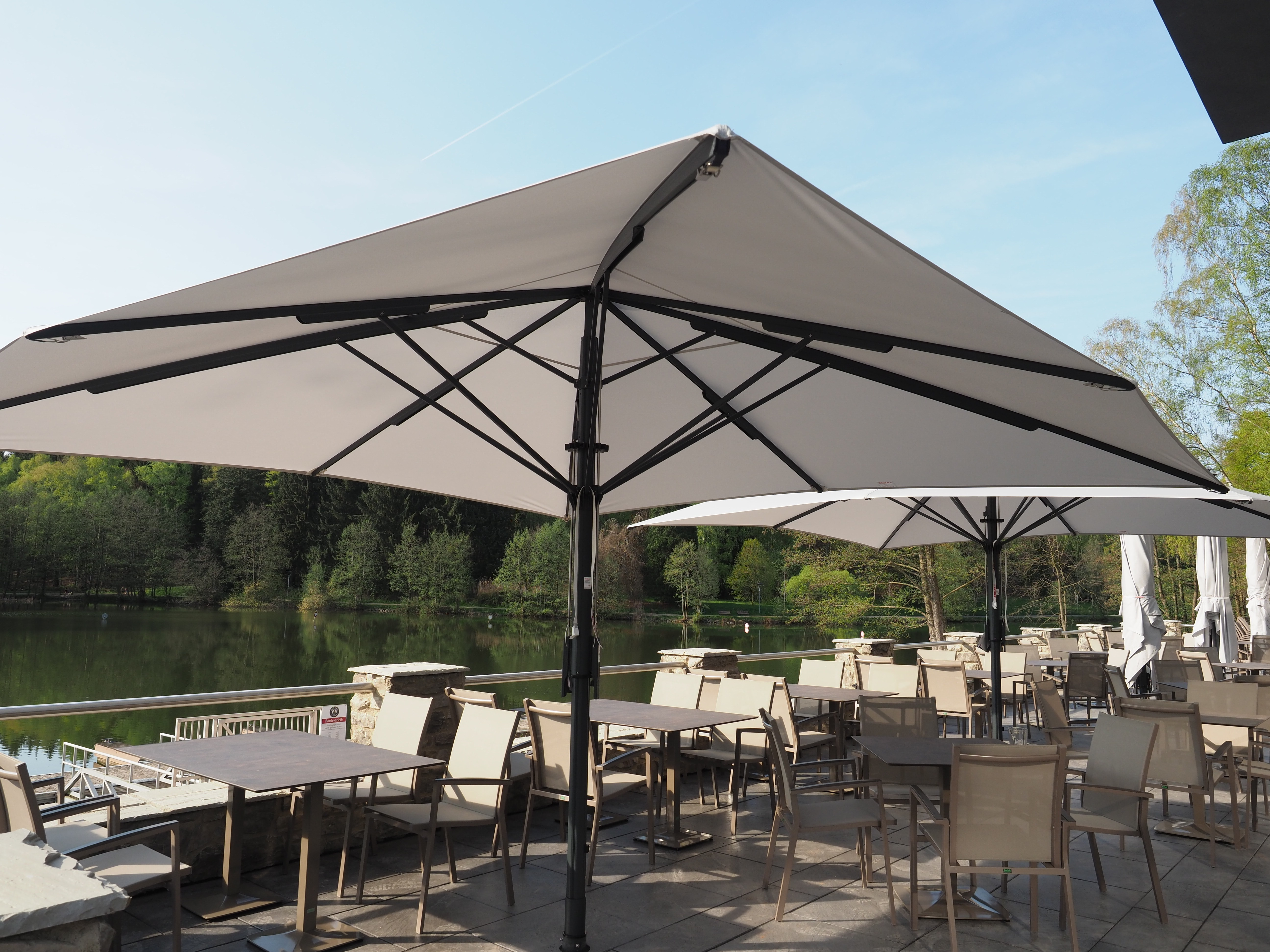 Außenterrasse des PETERS Hotel & Spa