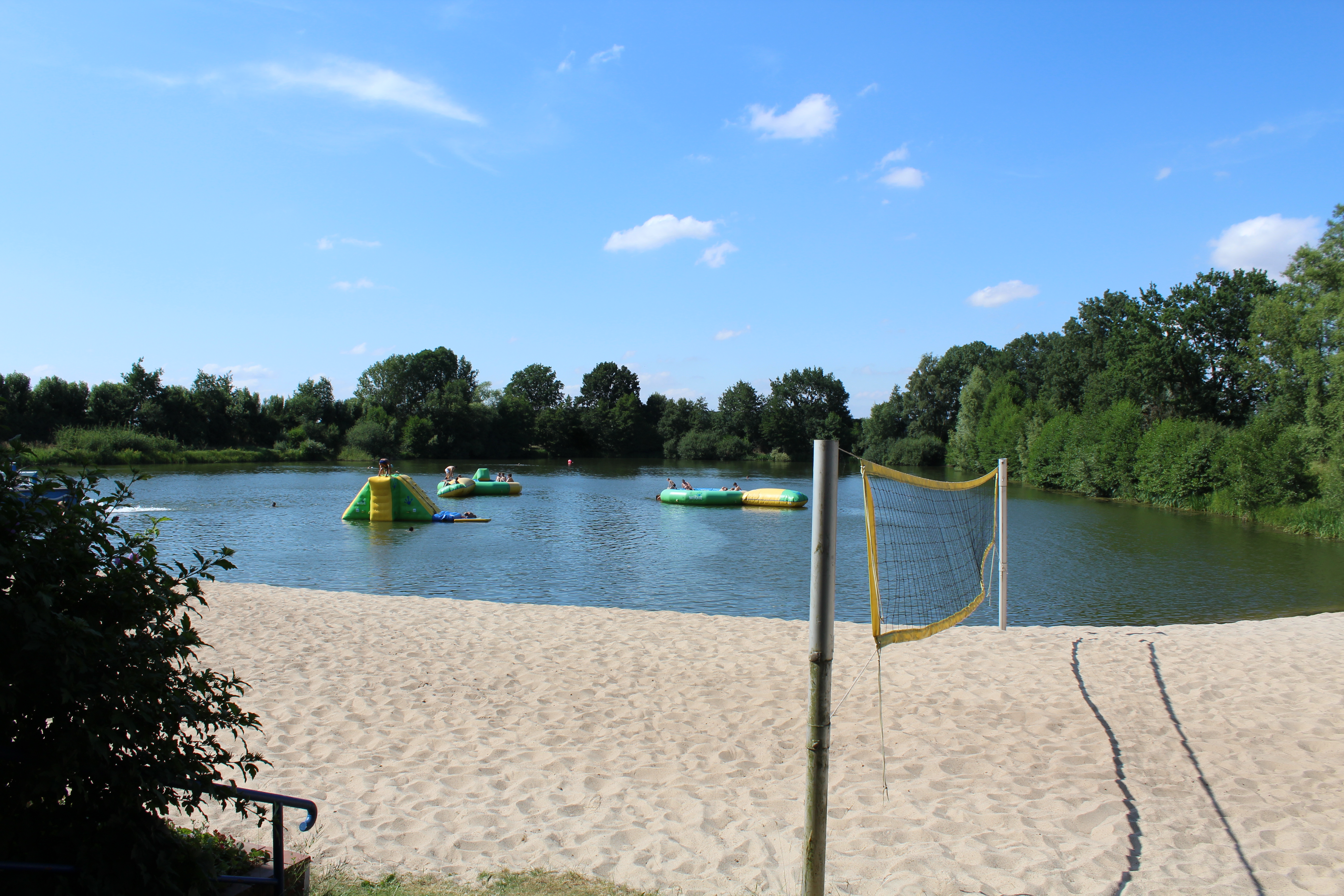 Wohnmobilstellplatz "Am Naturfreibad Eystrup" (Eigenname)
