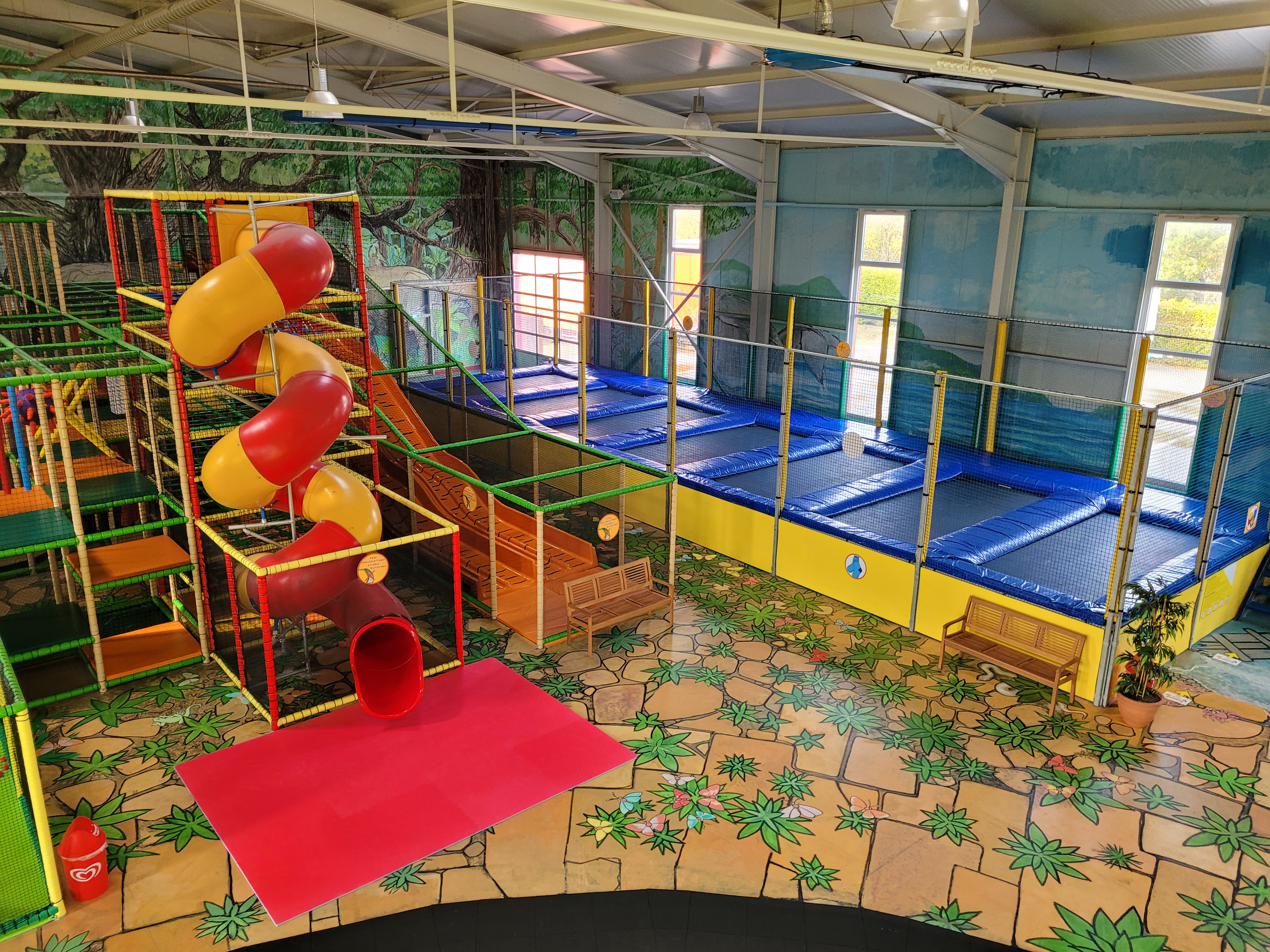 Indoor playground LaLeLu Adventure Land - Indoorspielplatz LaLeLu  Abenteuerland