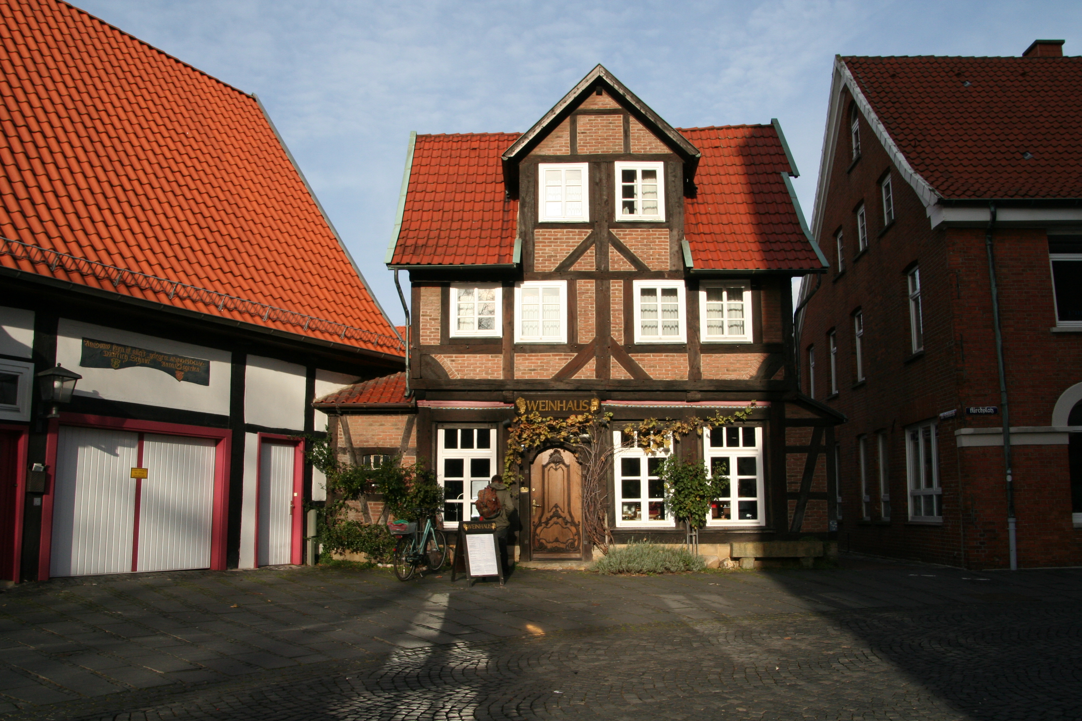 Ehemaliges Mäntelhaus - Weinhaus