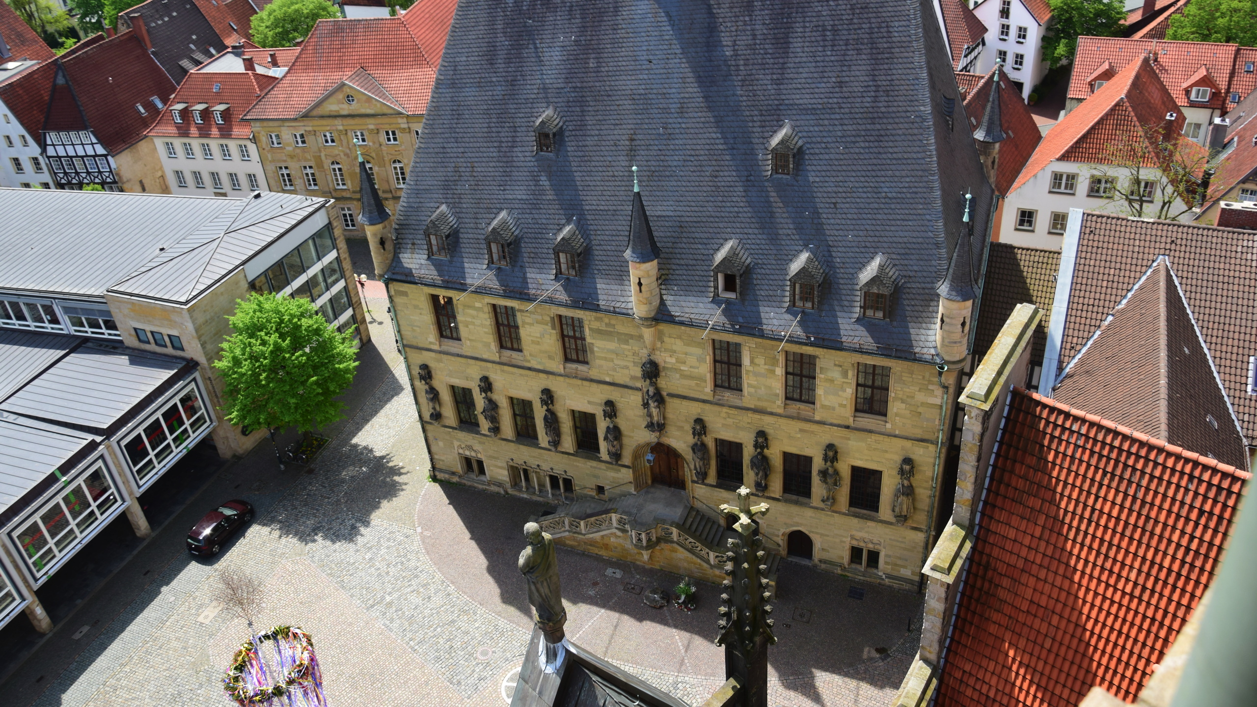 Osnatours: Rathaus- und Altstadtführung