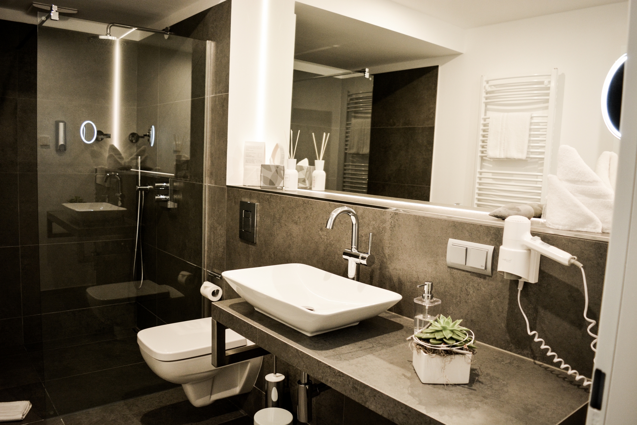 Deluxe Badezimmer