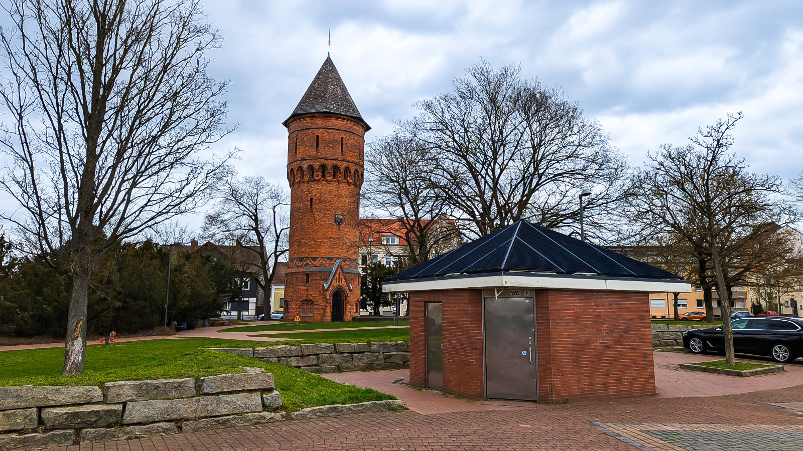 Öffentliche Toilette am Friedrich-Ebert-Platz in Peine