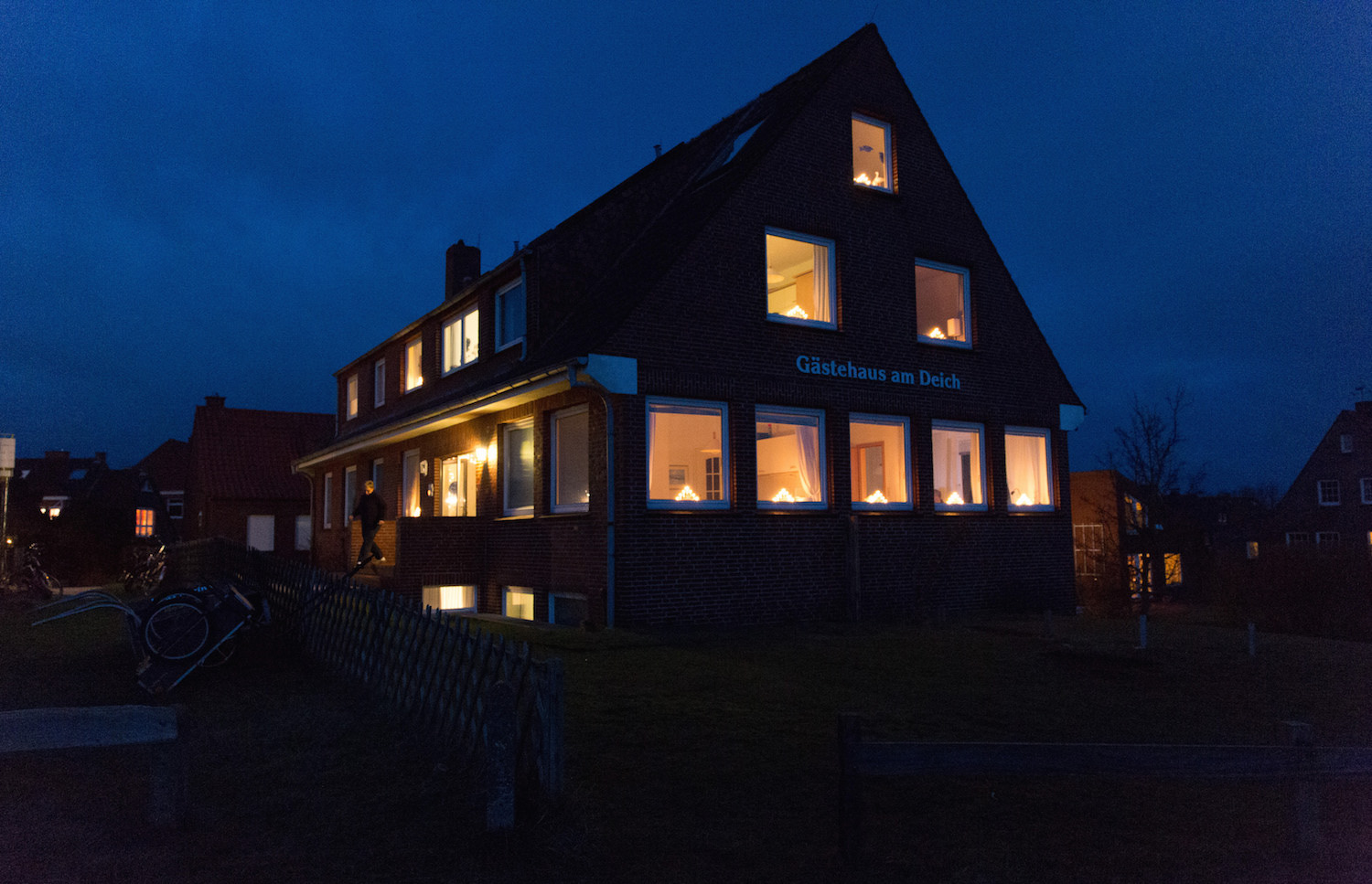 Gaestehaus-am-Deich-Juist.jpg
