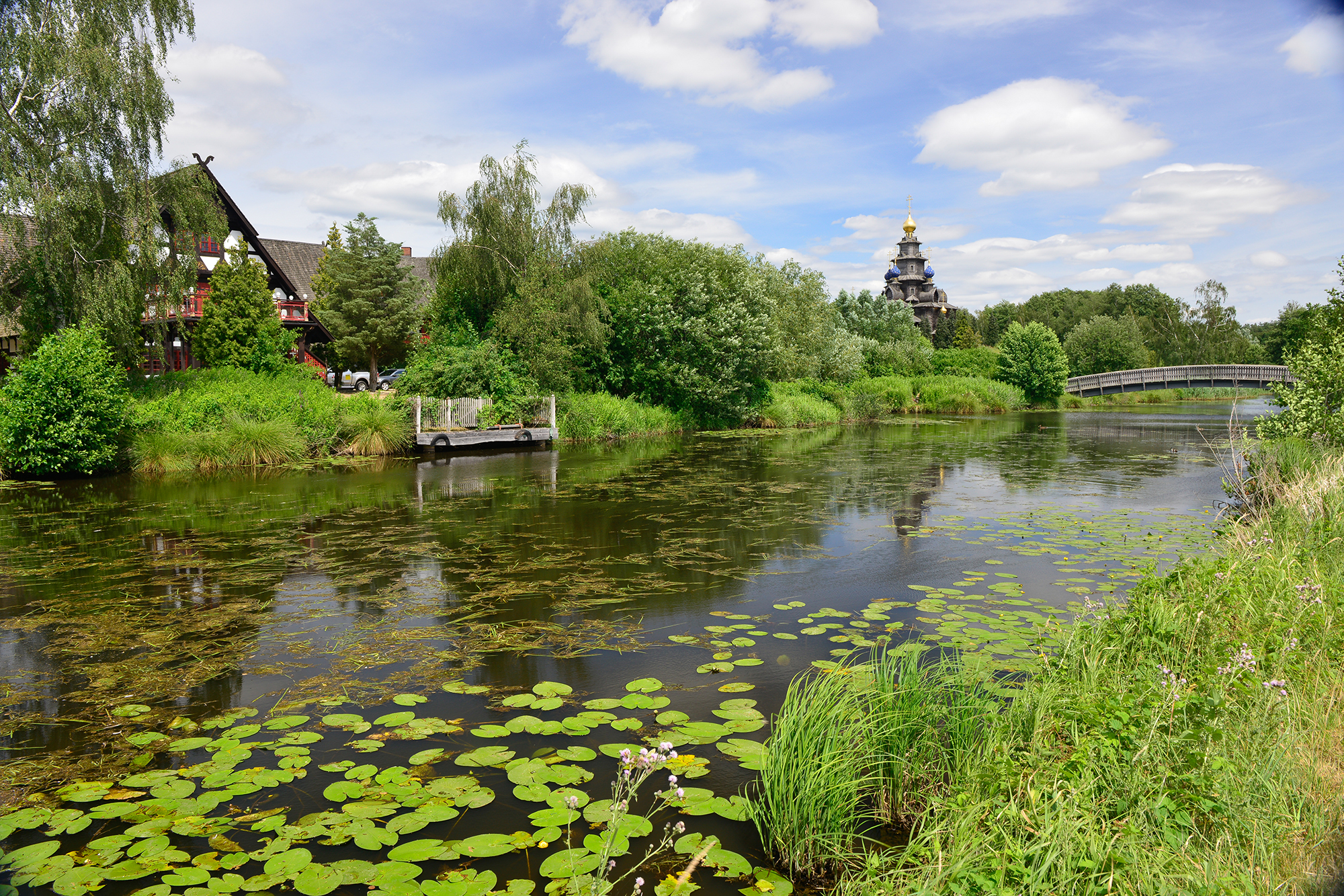 Blick auf Ise, Trachtenhaus und russische Basilika