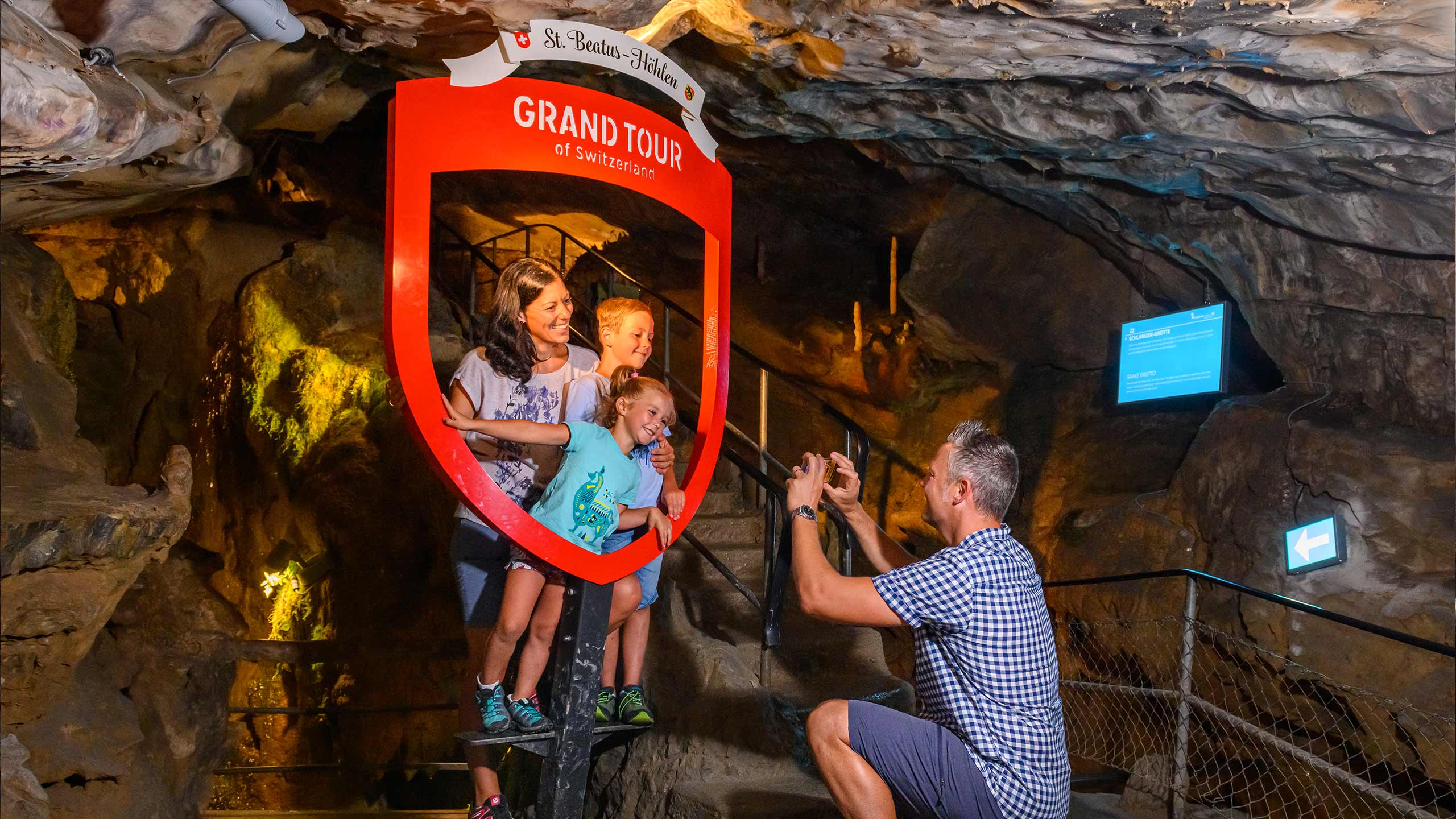 grand-tour-foto-spot-st-beatushoehlen.jpg