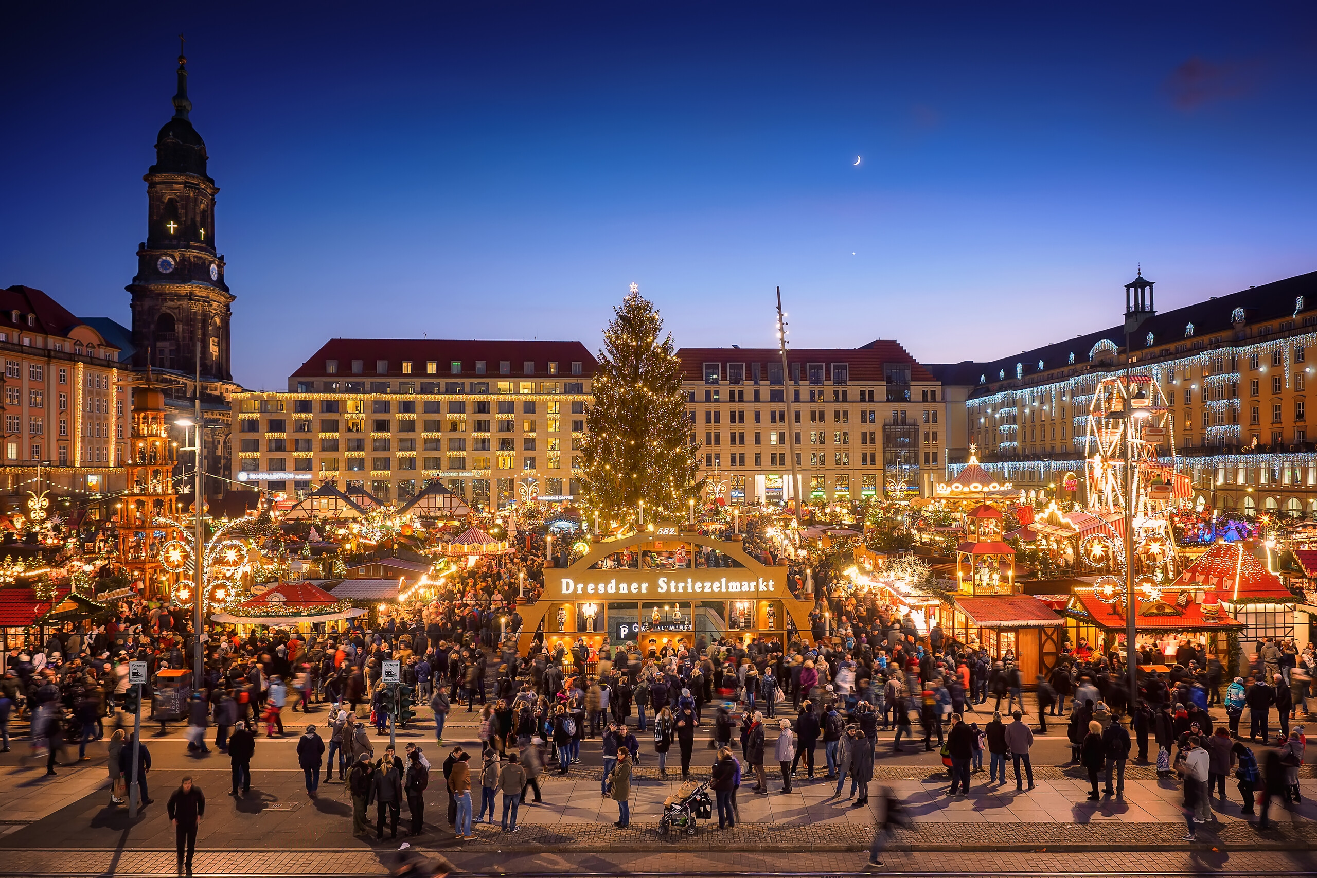 Dresden Striezelmarkt: Germany's oldest Christmas market