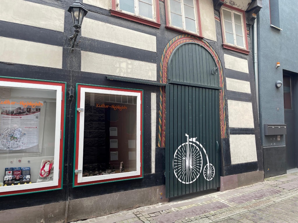 Fahrradgarage Knochenhauerstraße
