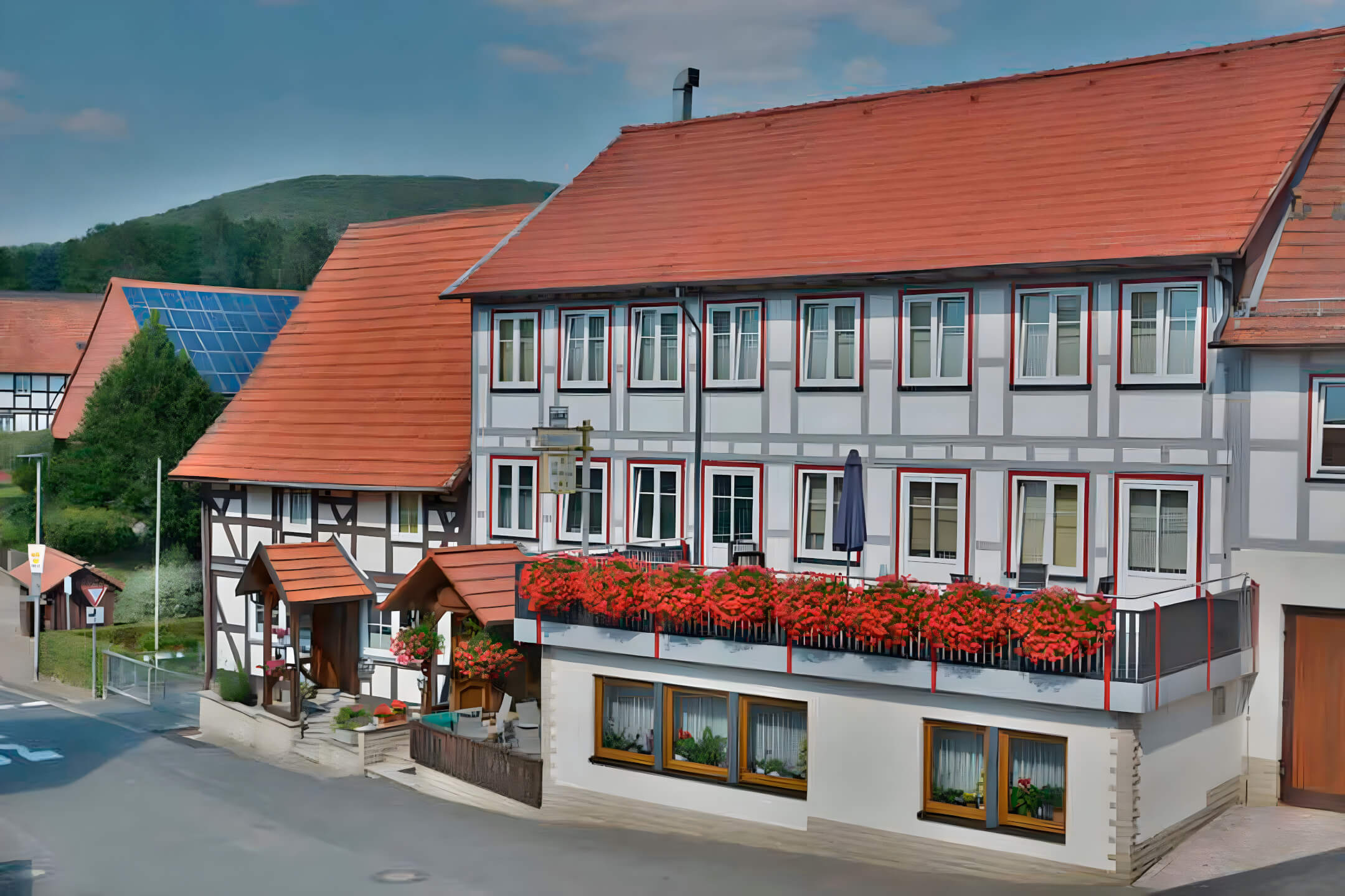 Ansicht, Landgasthaus zur Brücke, Lippolshausen.jpg