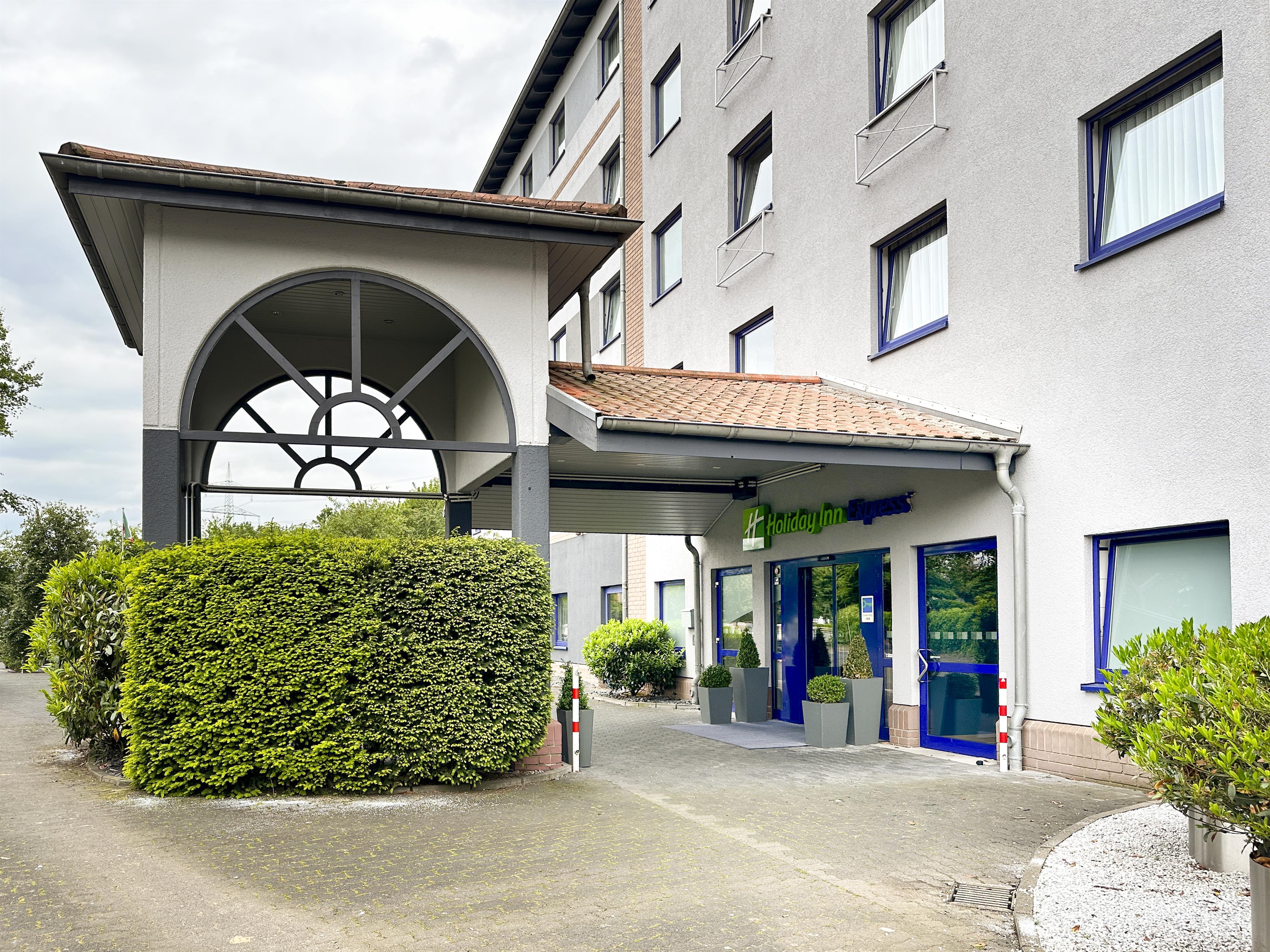 Holiday Inn Koln Holiday Inn Express Cologne-Troisdorf