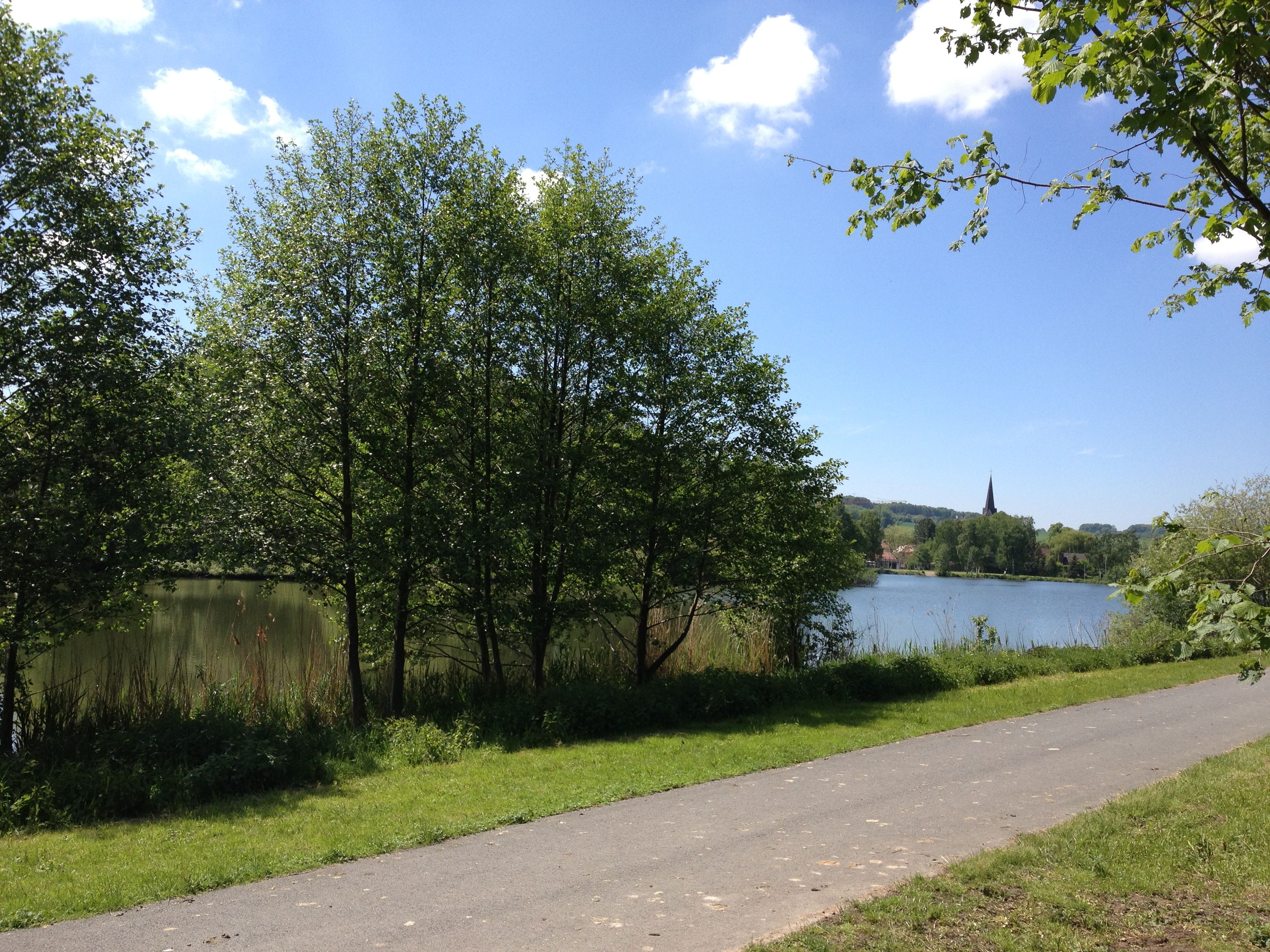 Erholung pur am kühlen Nass - Der wunderschöne Sonnensee in Bissendorf