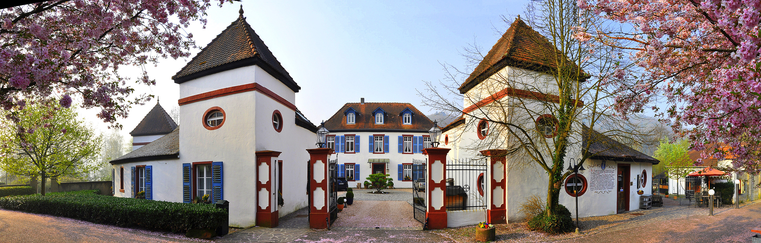 Eingangstor zum Hotel Restaurant Annahof