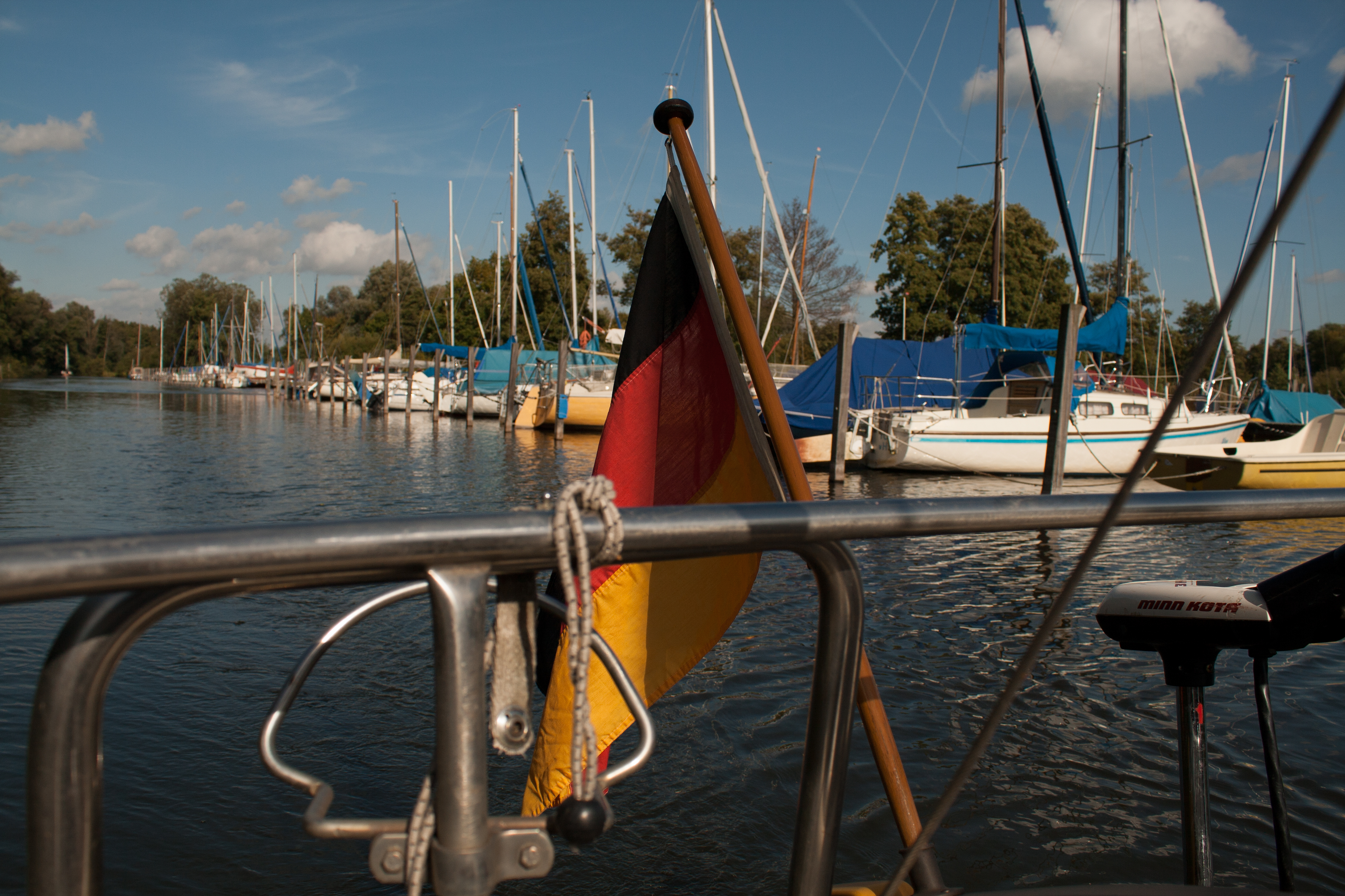 Boote an der Steganlage