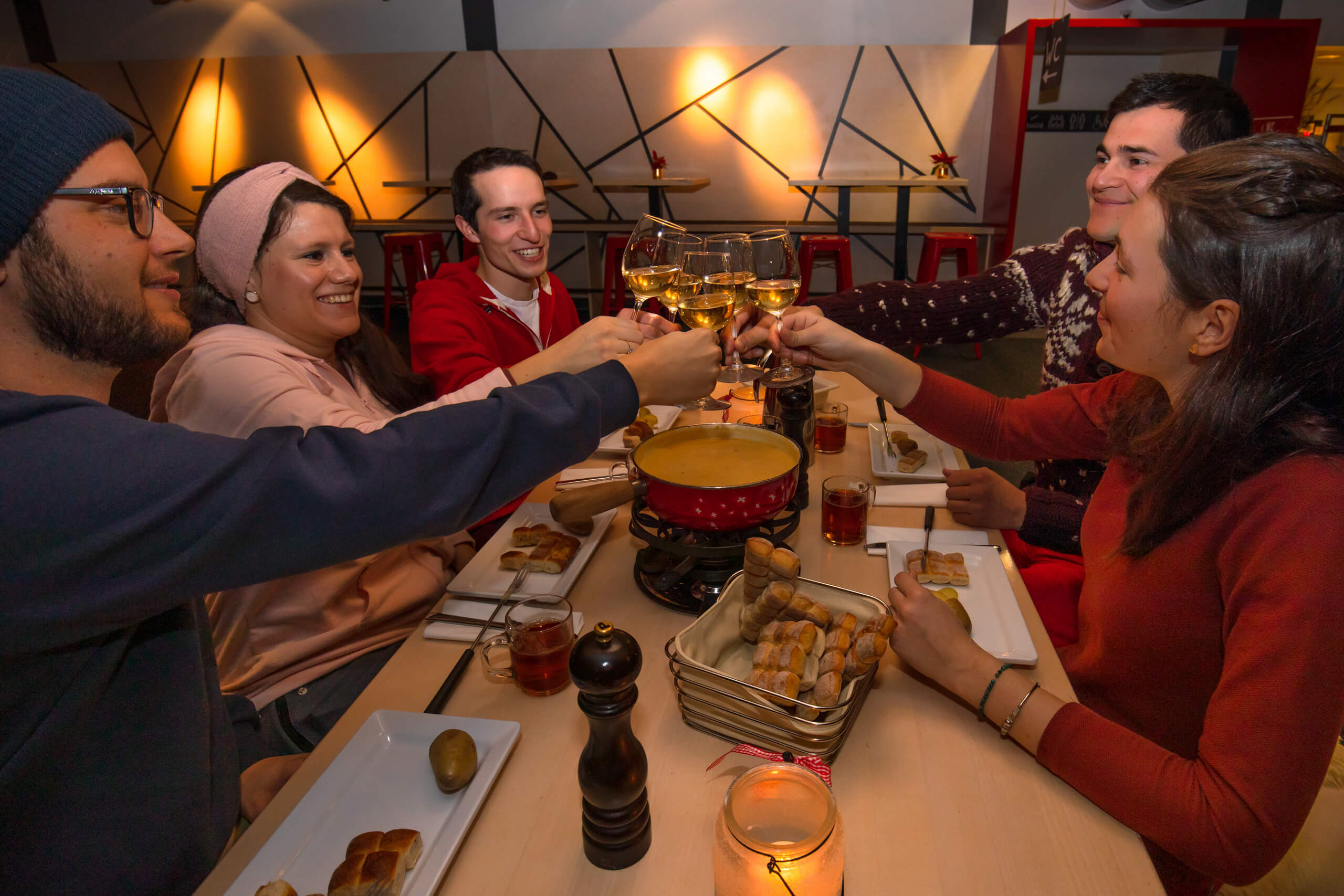 niederhorn-sternenschlitteln-fondue-nachtessen-gertraenke
