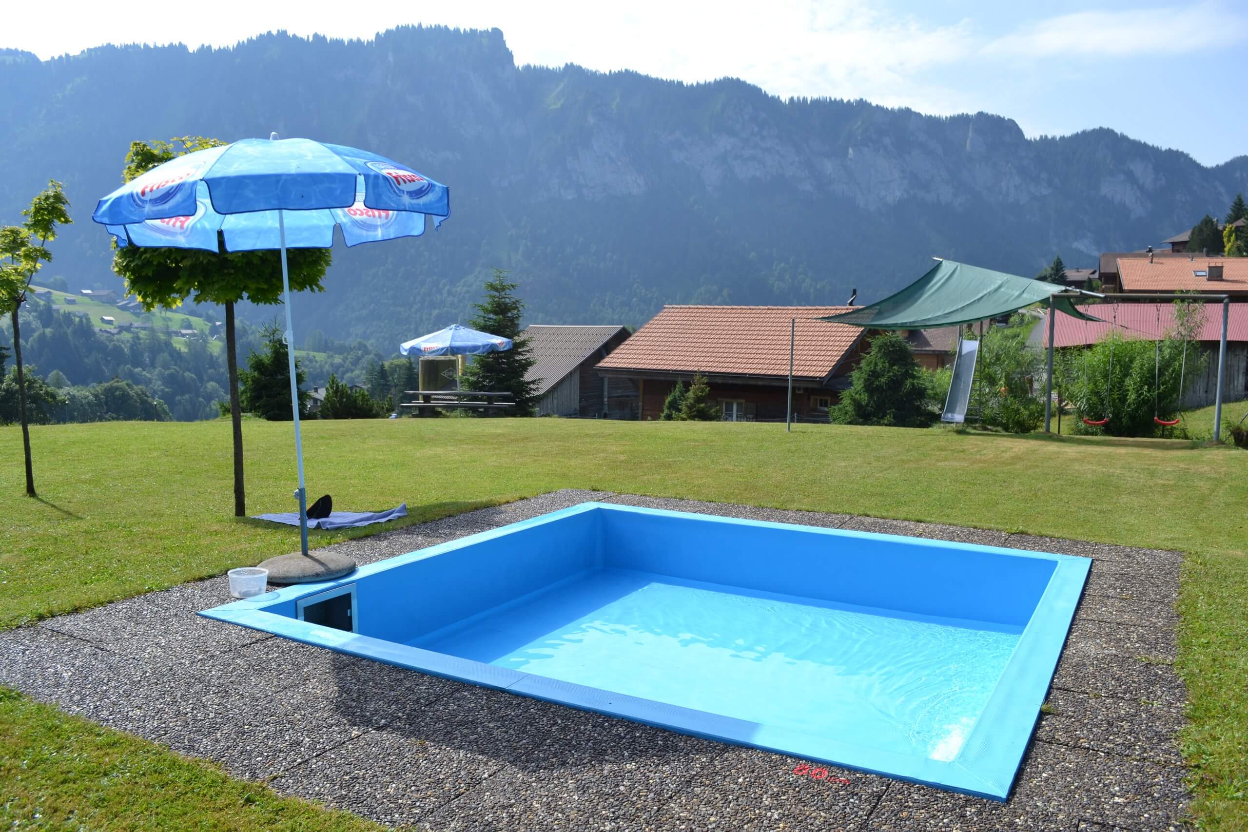 habkern-schwimmbad-freiluft-sommer-kinderplanschbecken-hardergrat