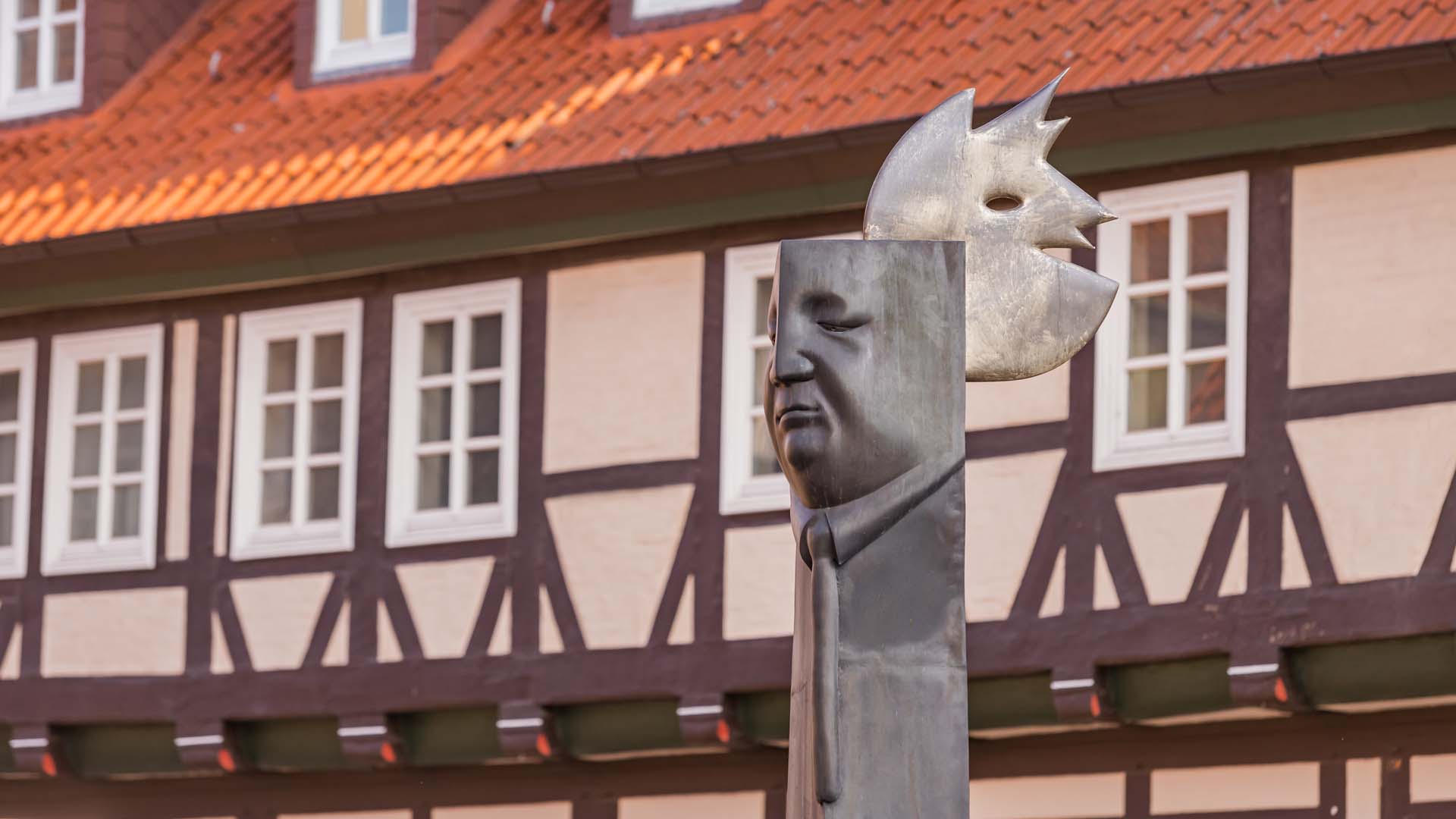 celle-skulptur-fachwerkbalken-4