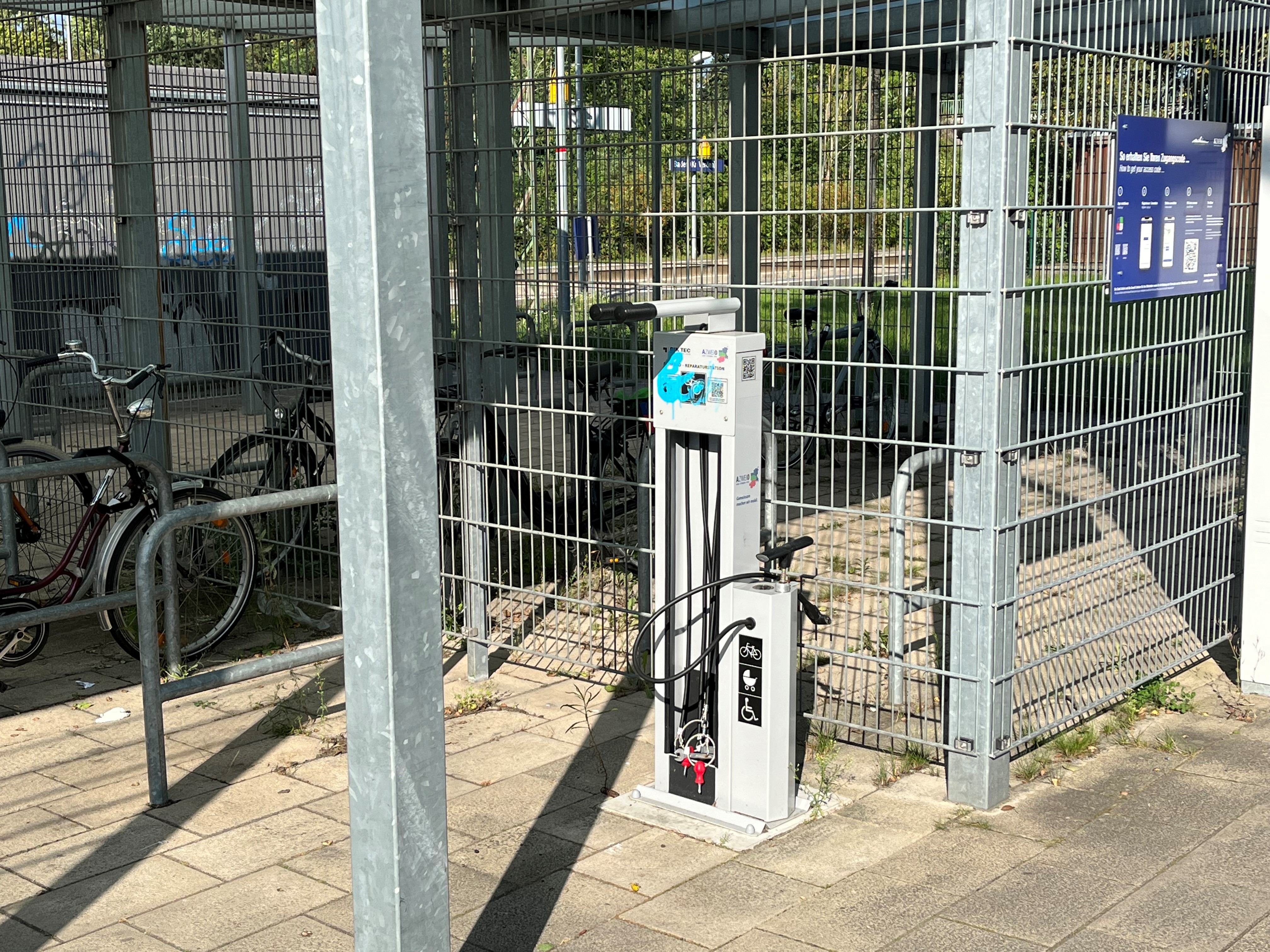 Lufttankstelle mit Reparaturset Achim-Baden