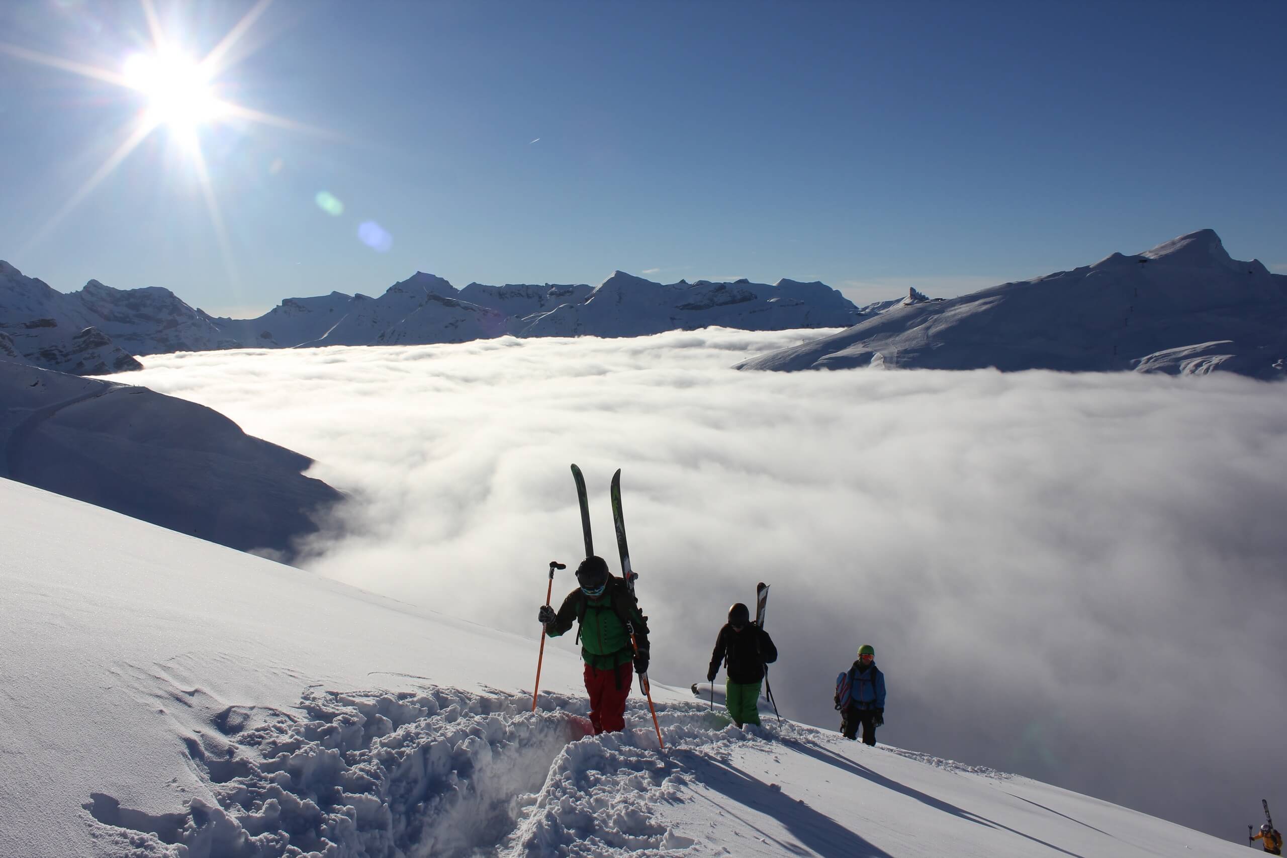 A Guide to Skiing the Swiss Alps