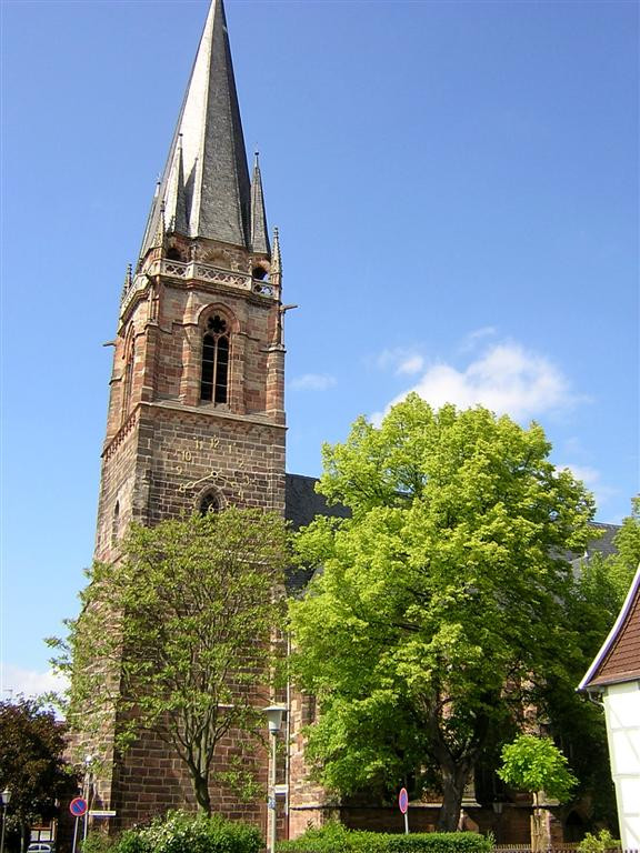 Neust dter Kirche Au enansicht Pfarramt