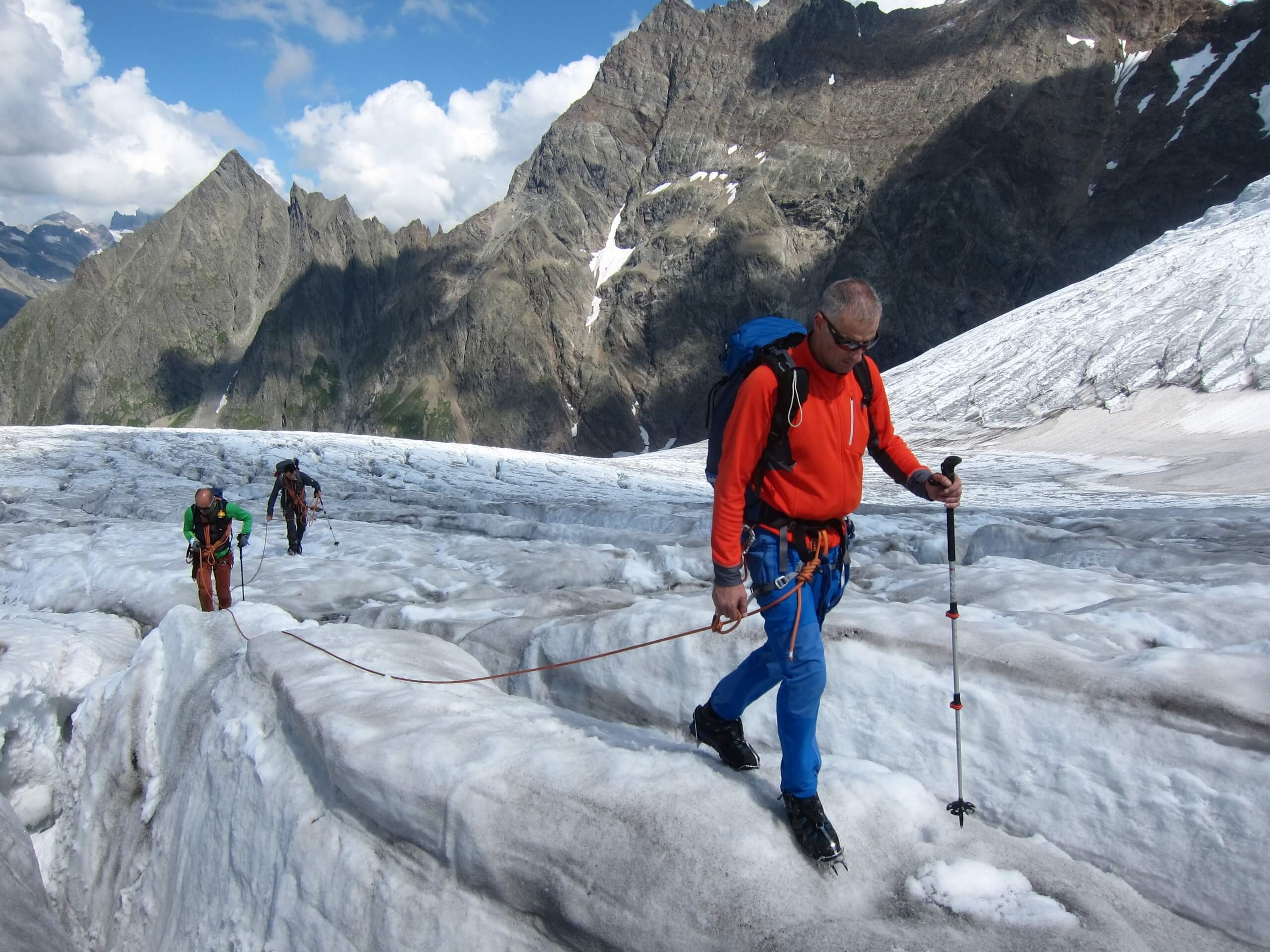 alpinschule-bergfalke-thun-gletschertrekking-winter