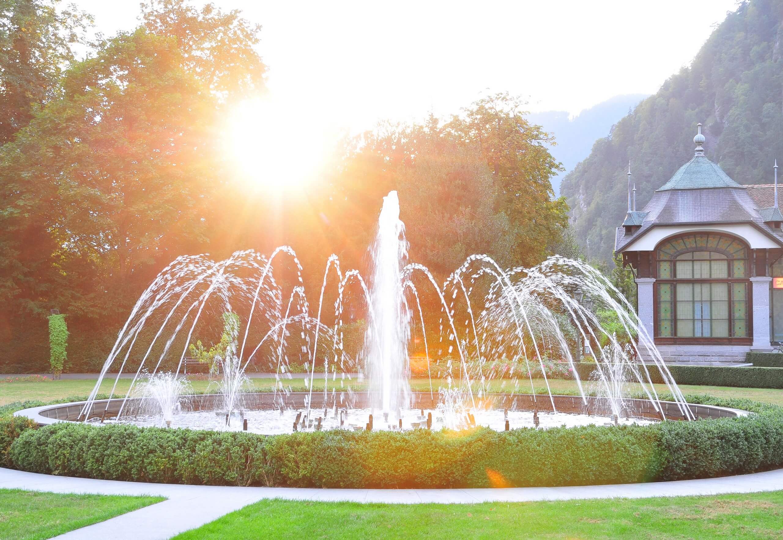 interlaken-sommer-kursaal-park-garten