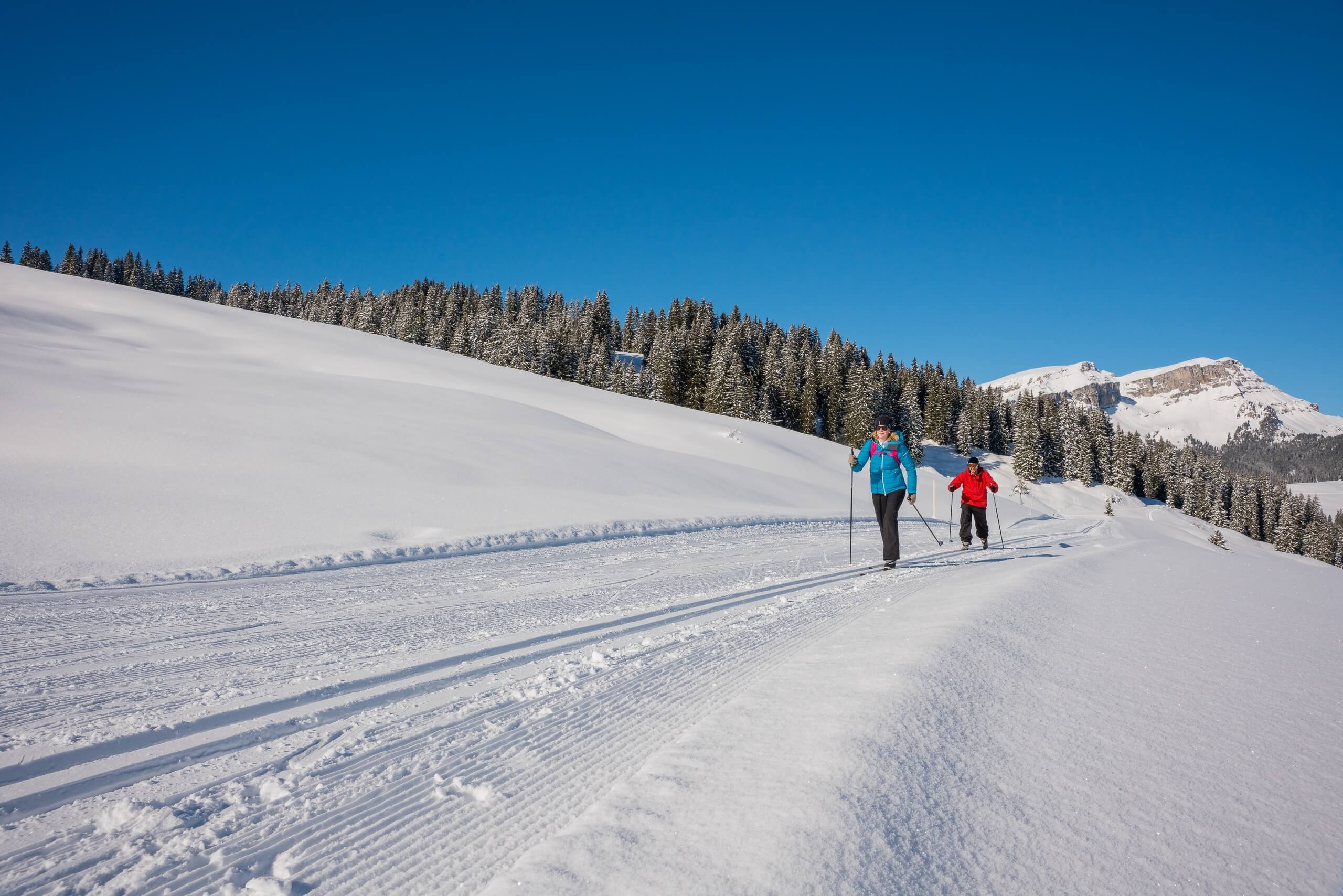 lombachalp-langlauf-winter-loipe-wintersport-berge