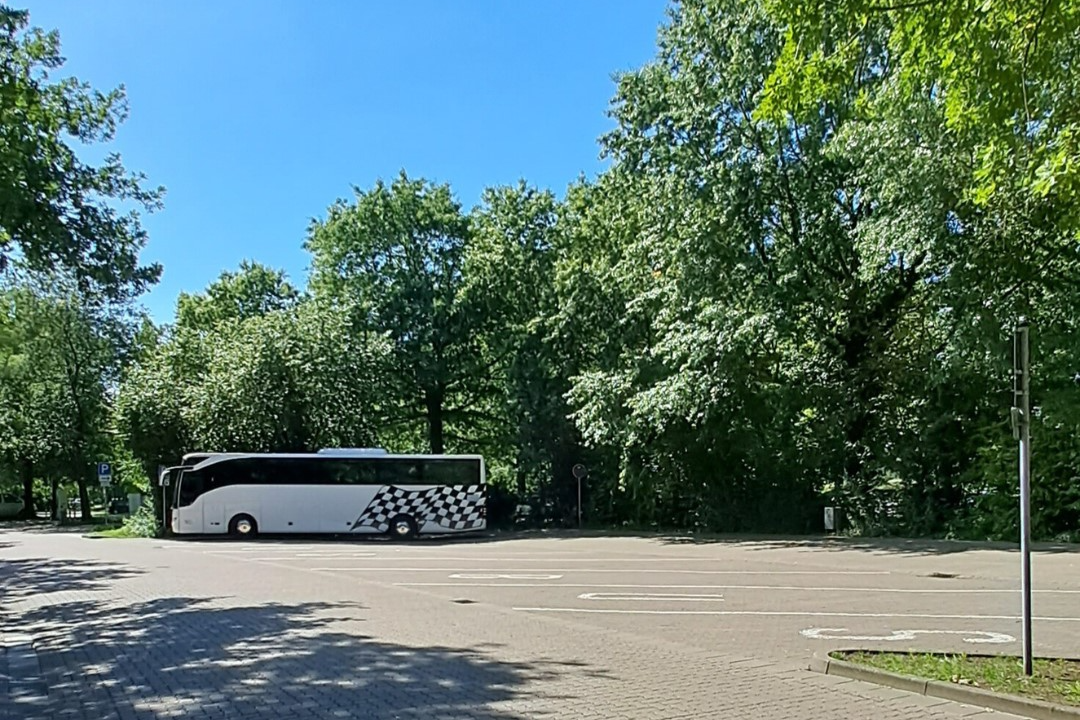 Busparkplatz Bruchdamm