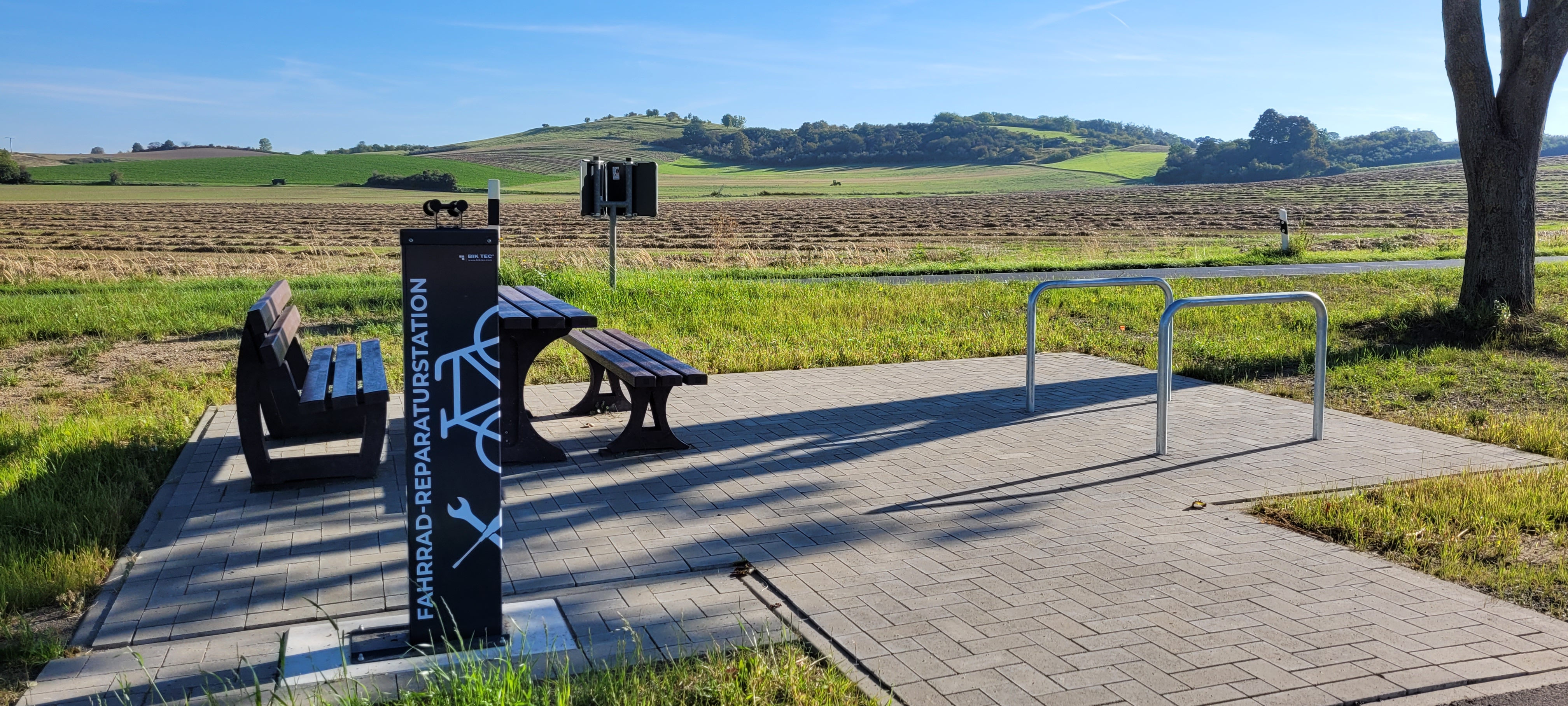Fahrrad-Reparatur-Station Neindorf