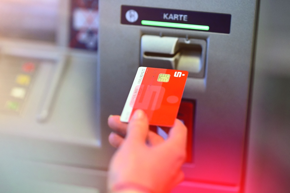 Sparkasse Vogtland – Geldautomat Albertplatz – Motiv