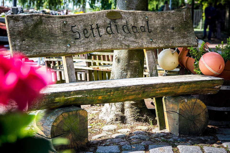 Wi snackt platt bi Kaffee un Koken in der Stadtbücherei