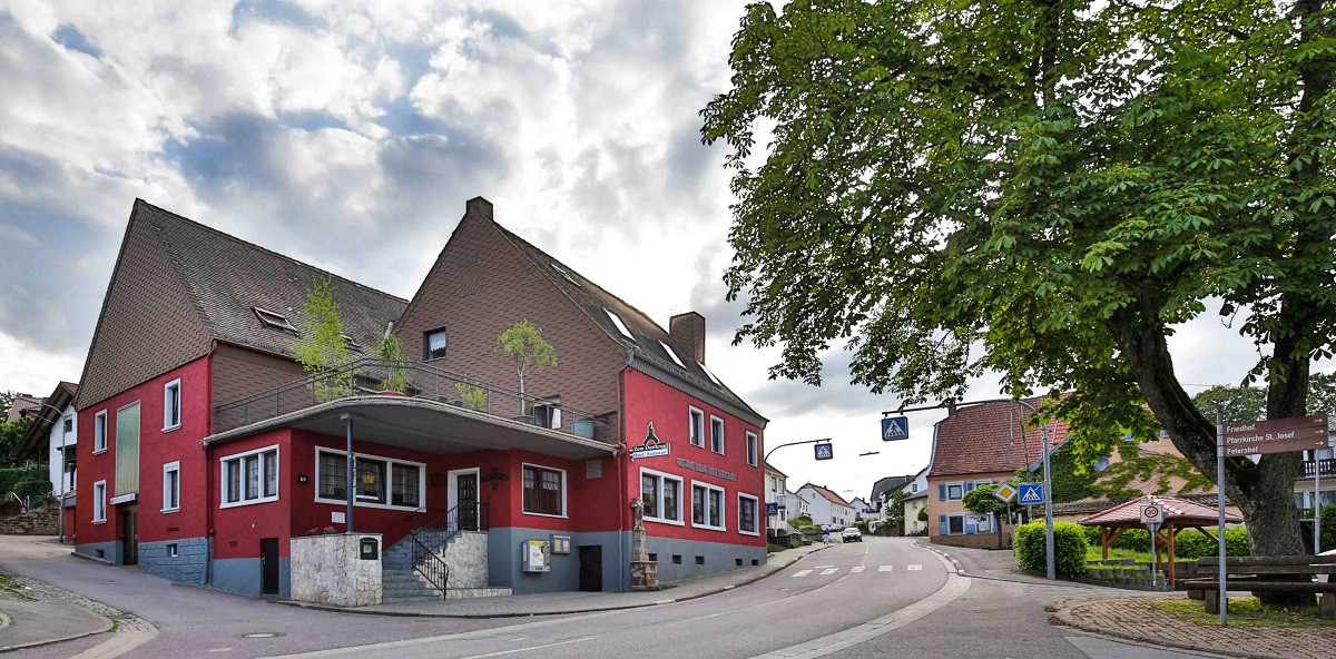 Außenansicht des Hotel-Restaurant Dorfkrug