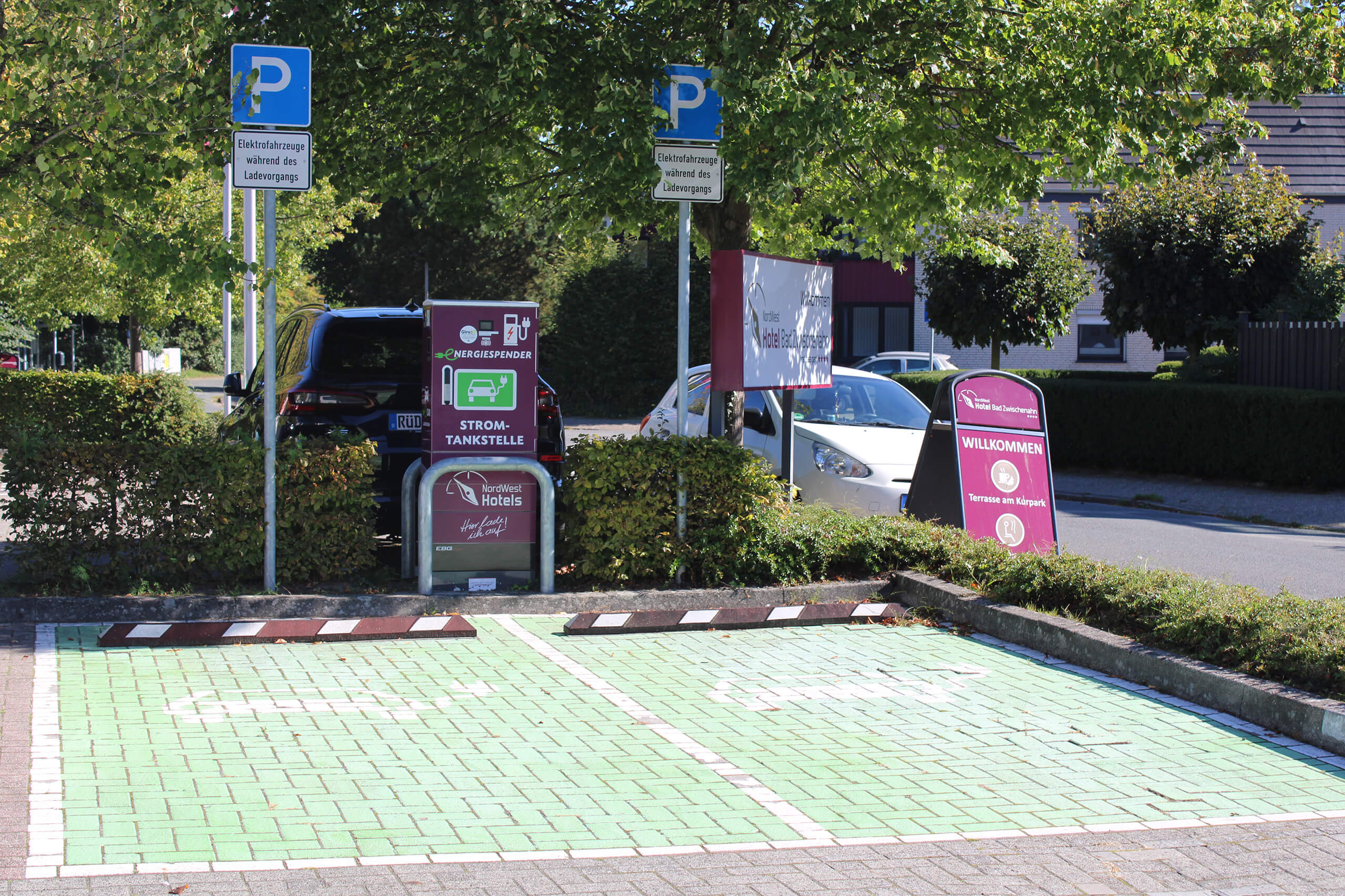 Ladestation für Elektrofahrzeuge beim NordWest-Hotel Bad Zwischenahn