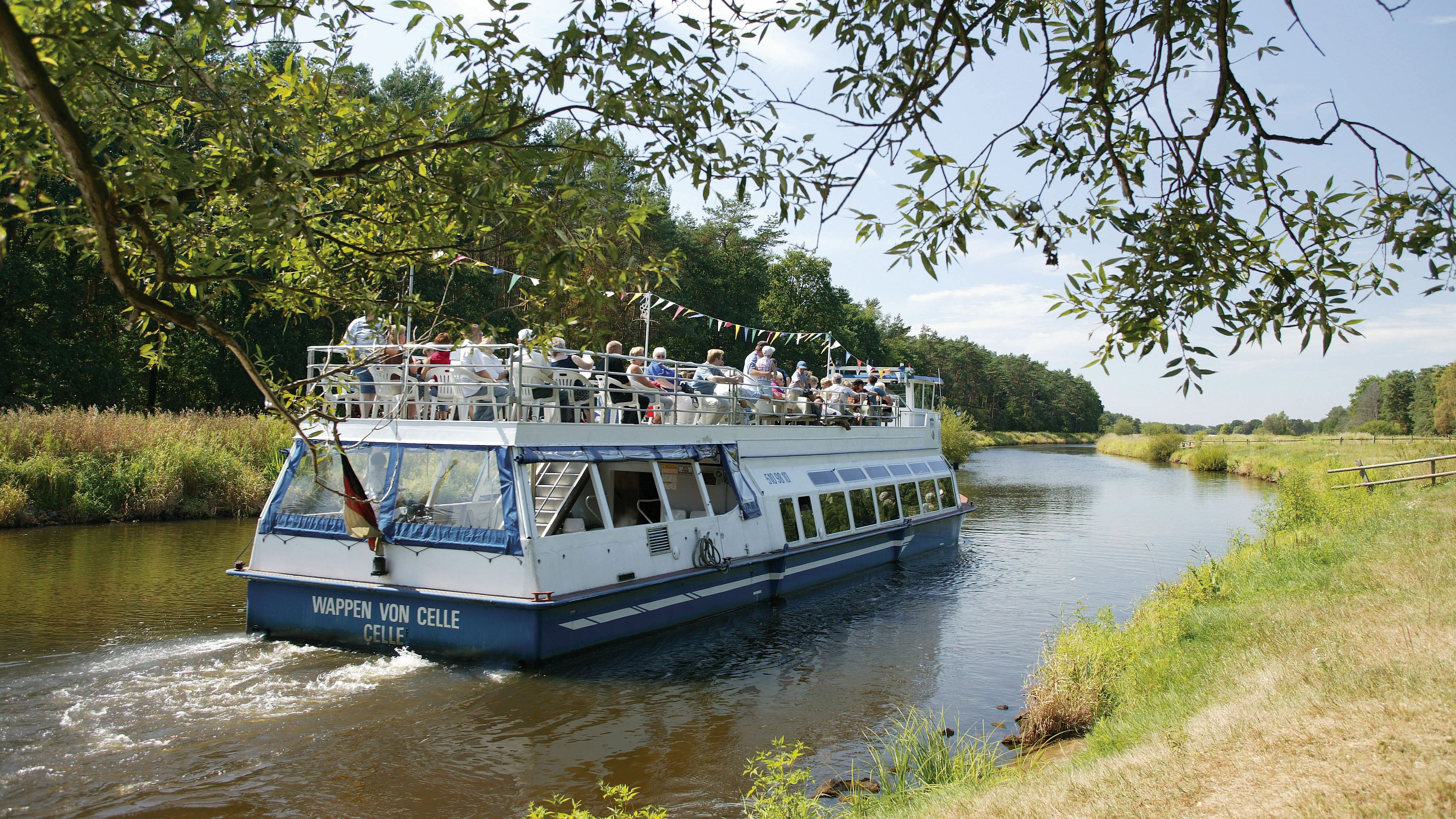 Fahrgastschiff M S Wappen Von Celle