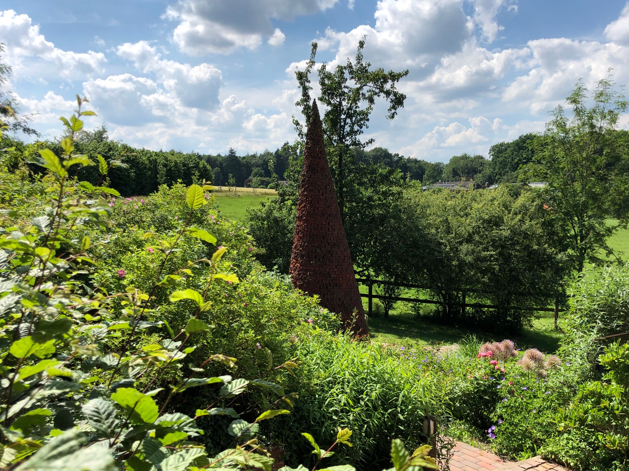 Skulptur "Hang zur Kunst"