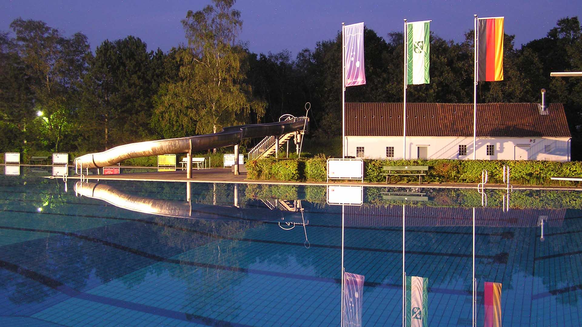 Evening atmosphere at the Westercelle Open Air Pool