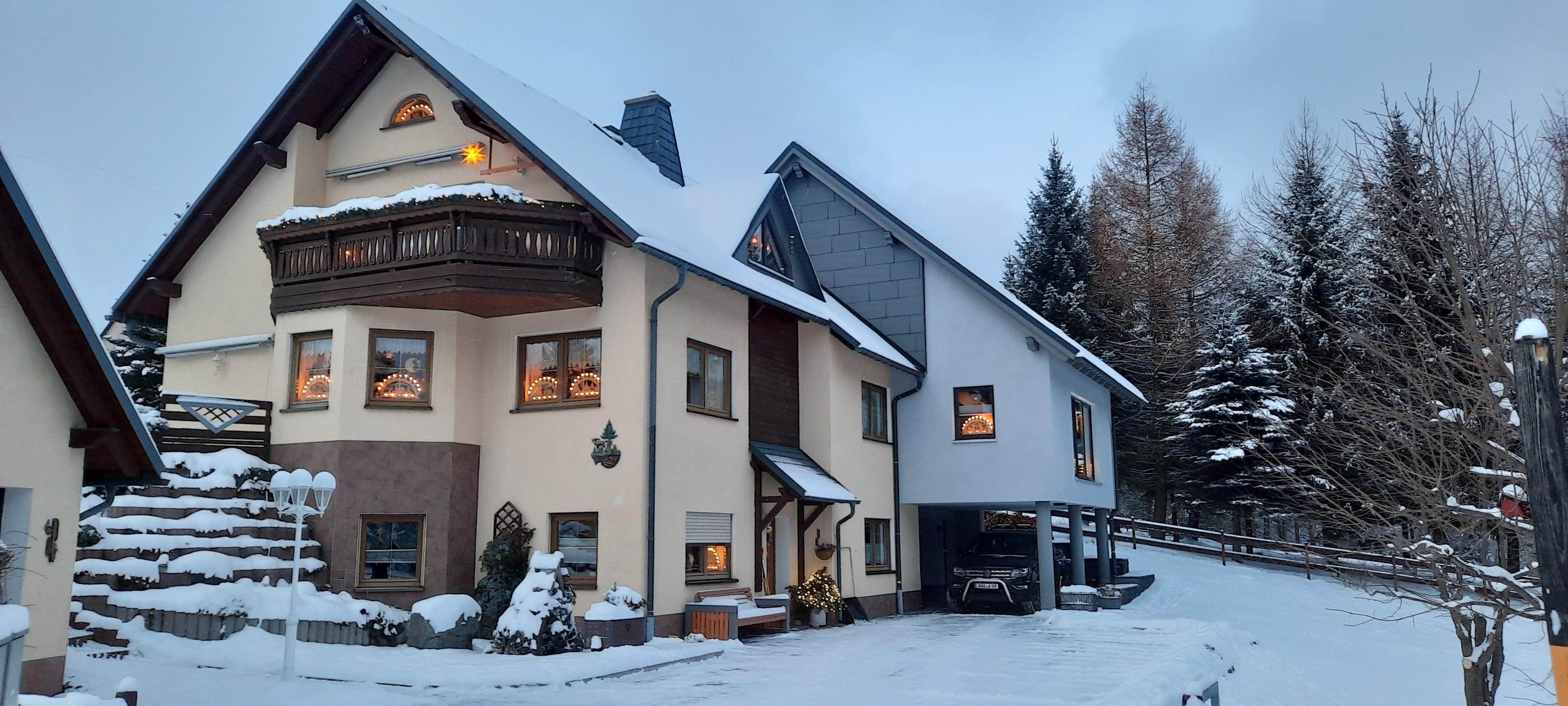 Ferienwohnung Arenz – Motiv