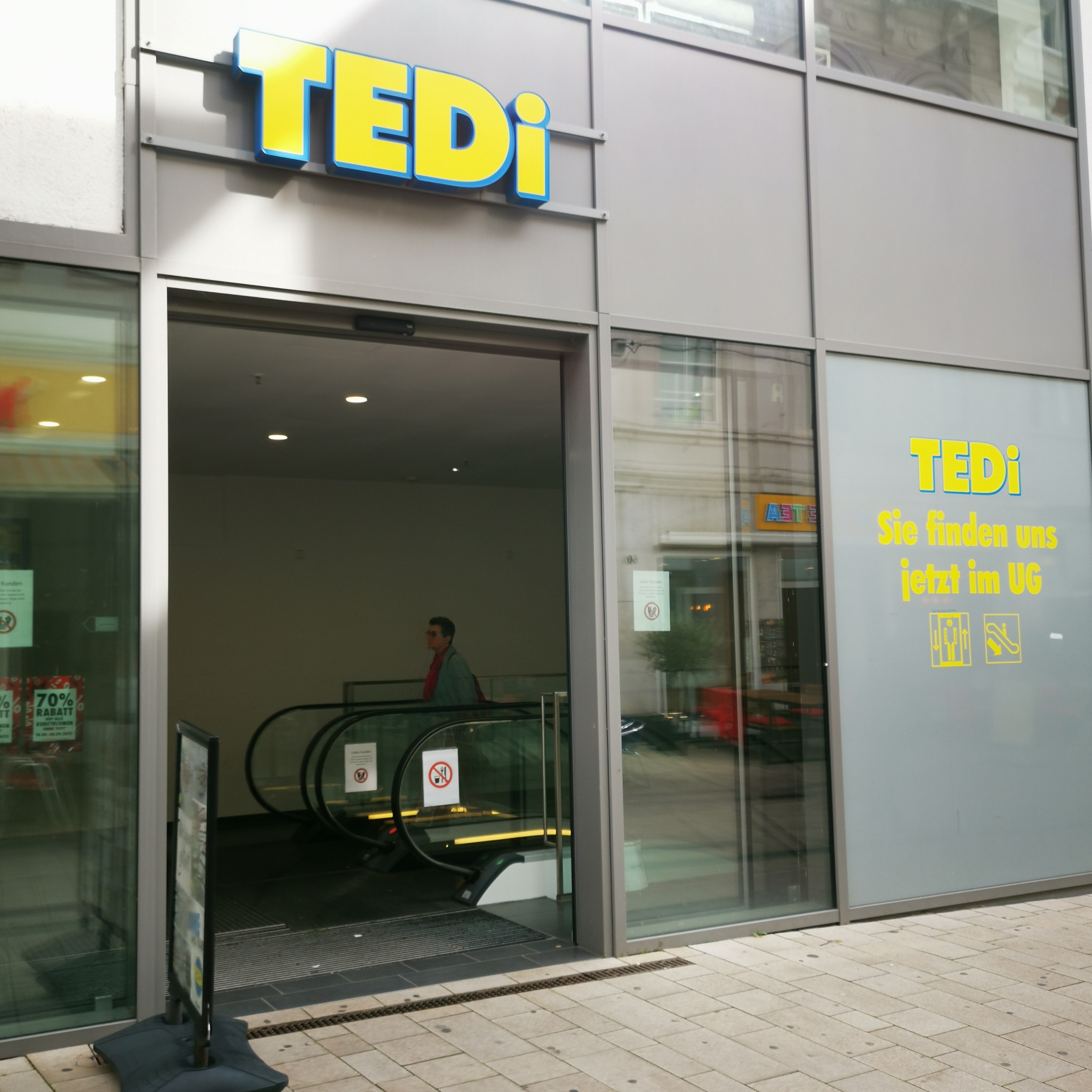 TEDi GmbH & Co. KG
