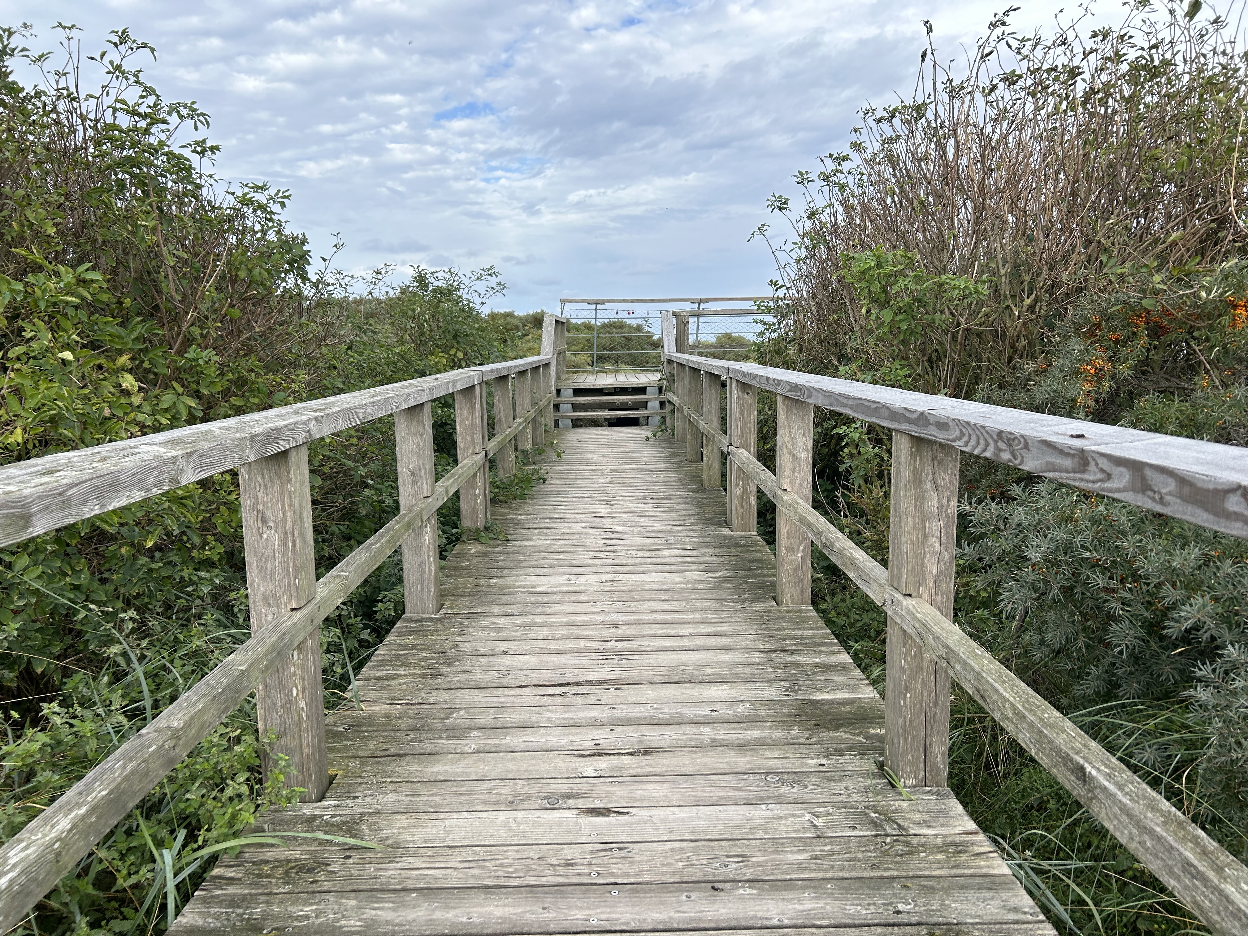 Aussichtsplattform West an der Strandpromenade